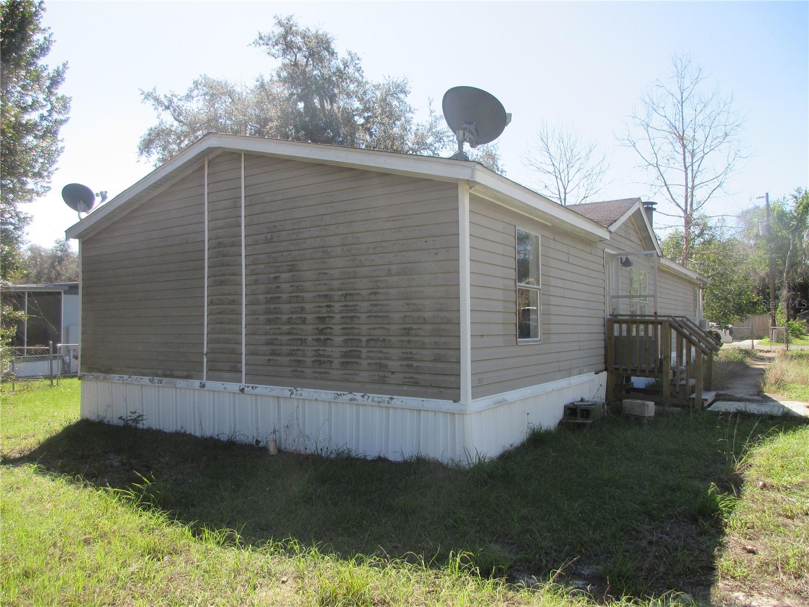 EAST MARION ESTATE - Residential