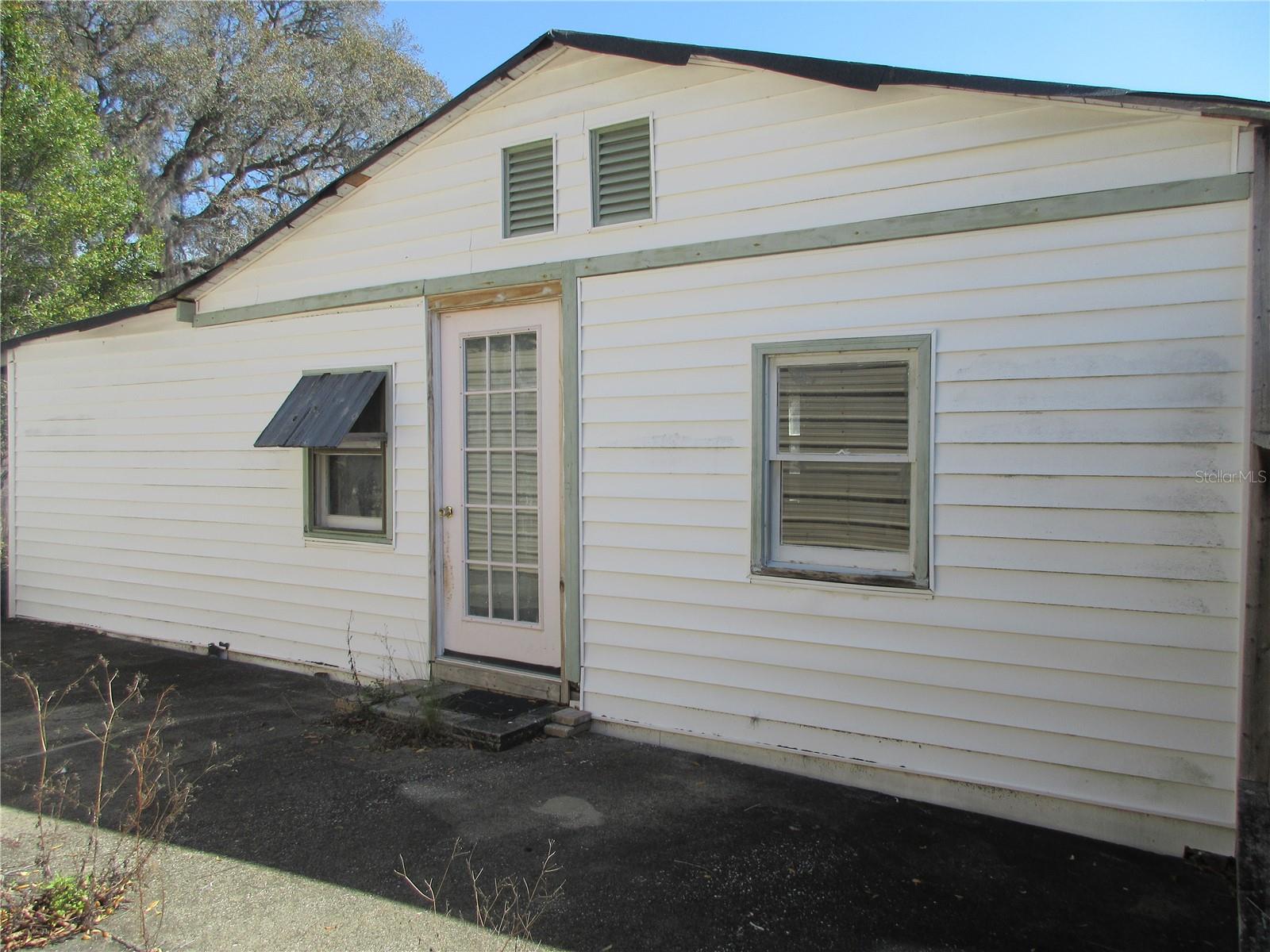 EAST MARION ESTATE - Residential
