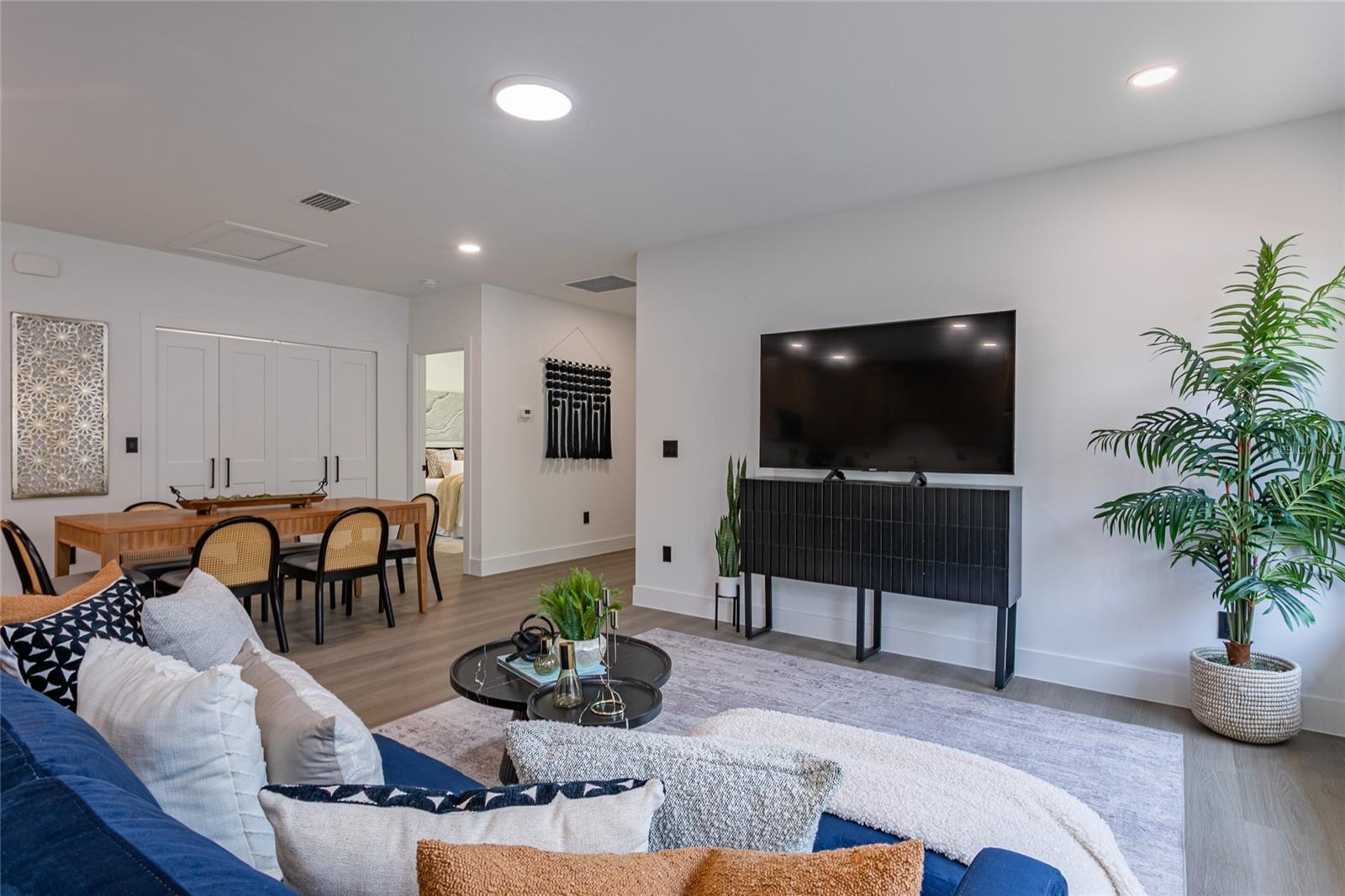 OHIO PARK - Residential Income