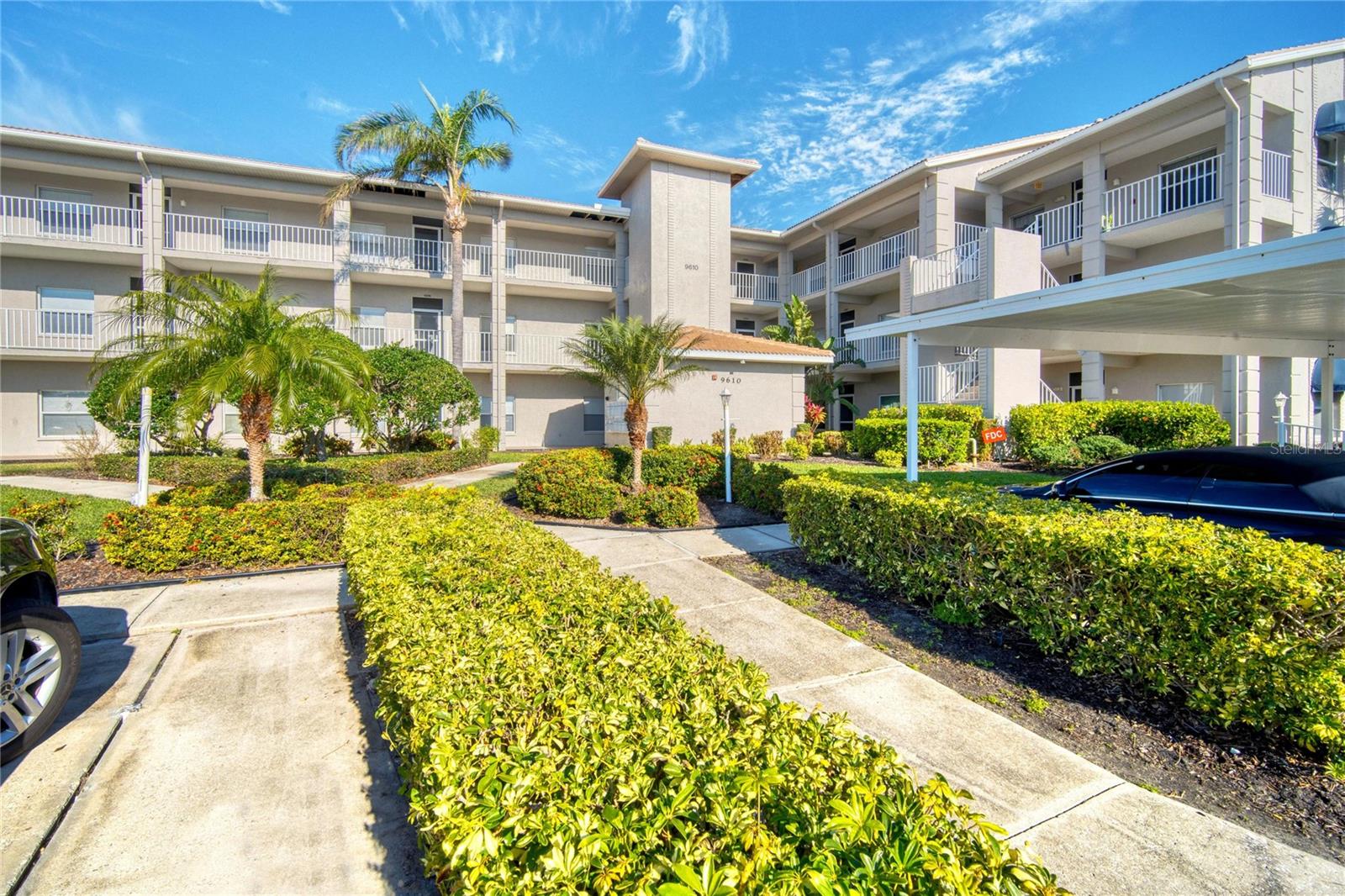 Stoneybrook Golf & Country Club is one of the area’s most popular private clubs. Residents of Clubside South can take advantage of their own tennis and pickle ball courts, swimming pool & outdoor kitchen area, along with a carport and storage unit for each condo. Membership in the Country Club is mandatory and provides an exceptional dining experience; full-service cocktail lounge; heated pool & spa, tennis, pickle ball, fitness center, bocce ball, putting greens, driving range, pro shop and the beautifully re-designed 18-hole championship golf course. There’s a full calendar of social activities such as MahJongg, bridge, yoga, line dancing all year round.
This 2BR condo is on the second floor, adjacent to the elevator. Nicely updated, it will be sold turnkey-furnished, clean & ready for quick occupancy. Conveniently located just a few miles from the arts, culture and dining in downtown Sarasota, and minutes away from the white sands of world-famous Siesta Key Beach. It’s the perfect spot for vacations, or full-time resort living. A flexible leasing policy also makes it a good investment opportunity.