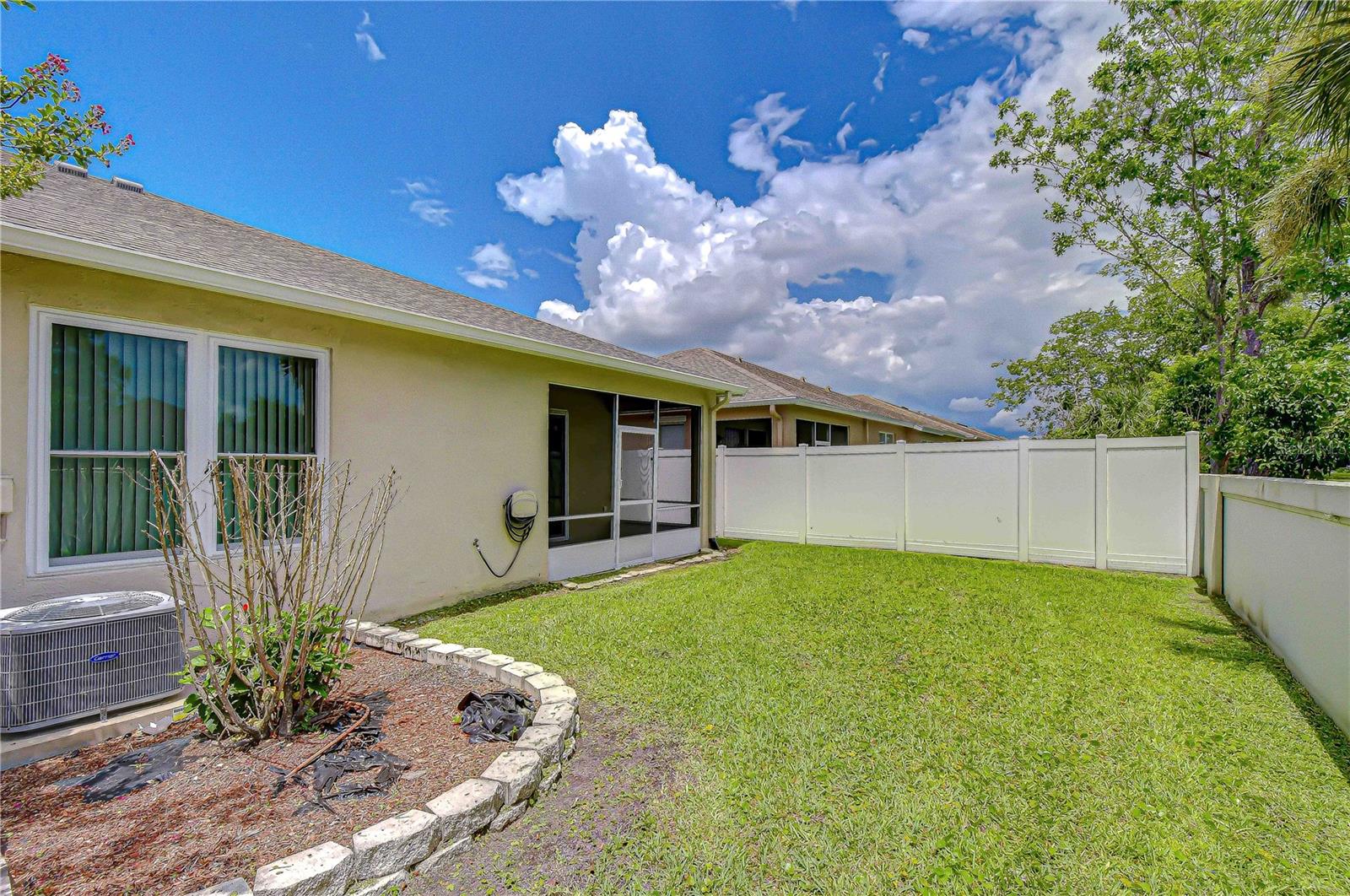 MEADOW POINTE 03 PH 01 UNIT 1C-1 - Residential
