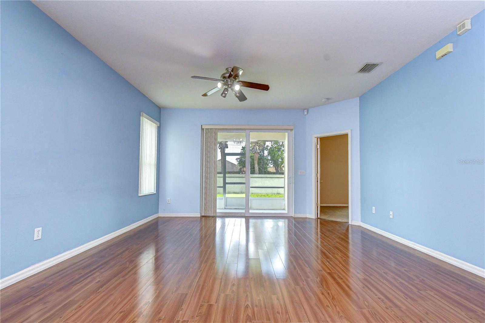 MEADOW POINTE 03 PH 01 UNIT 1C-1 - Residential