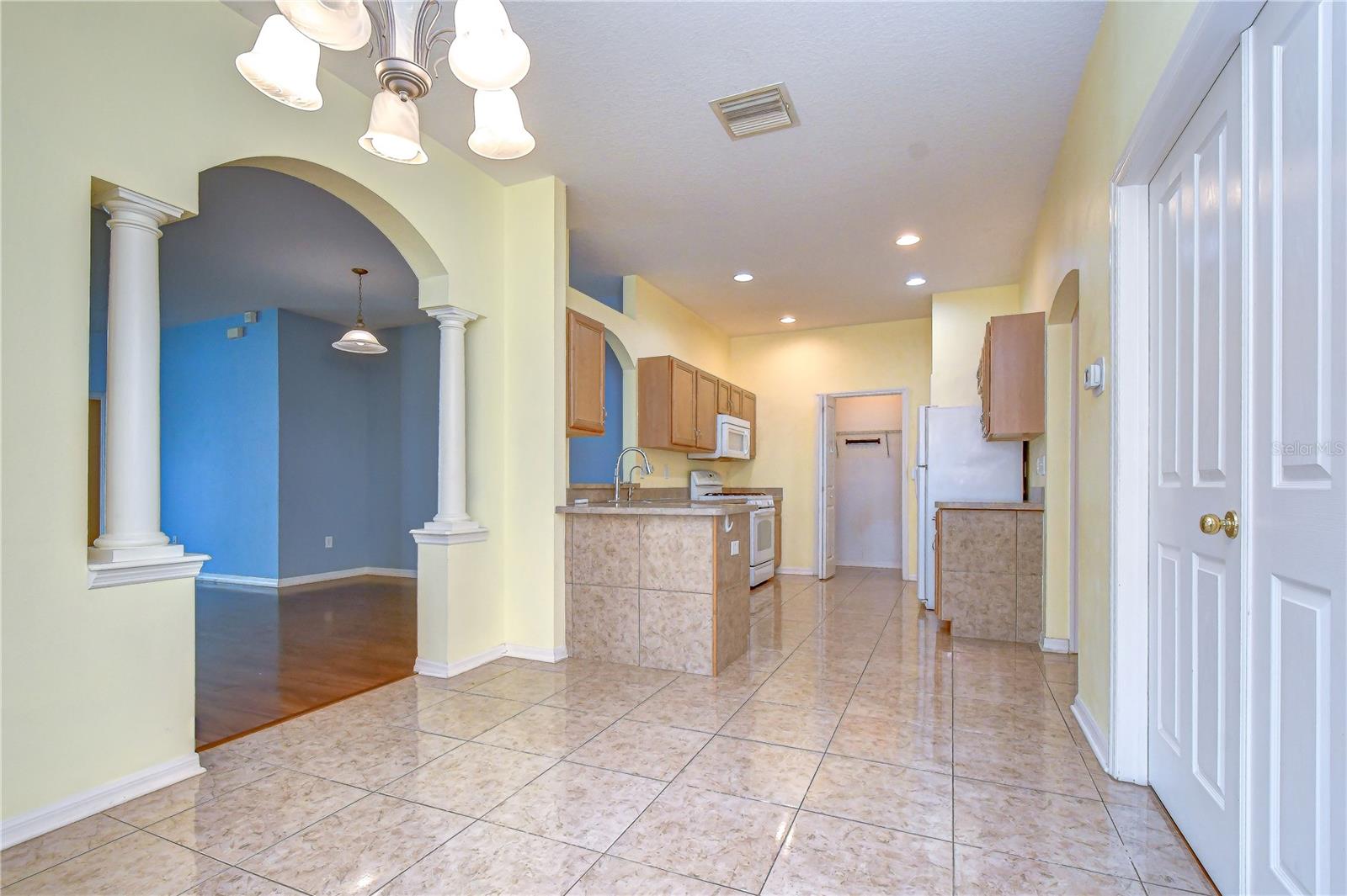 MEADOW POINTE 03 PH 01 UNIT 1C-1 - Residential