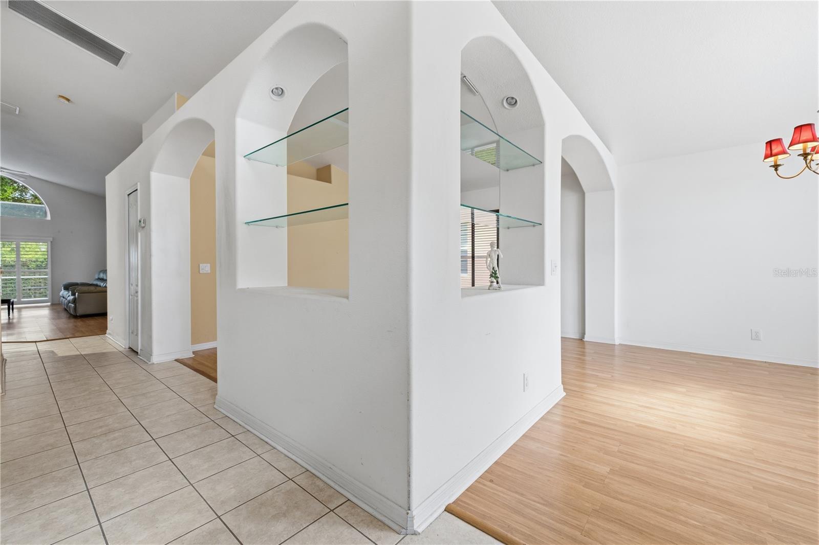 HIDDEN OAKS PLACE - Residential
