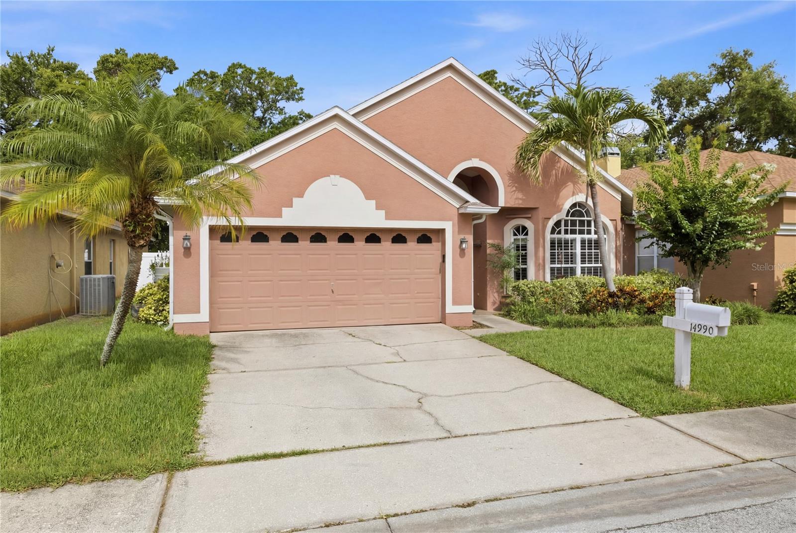 HIDDEN OAKS PLACE - Residential