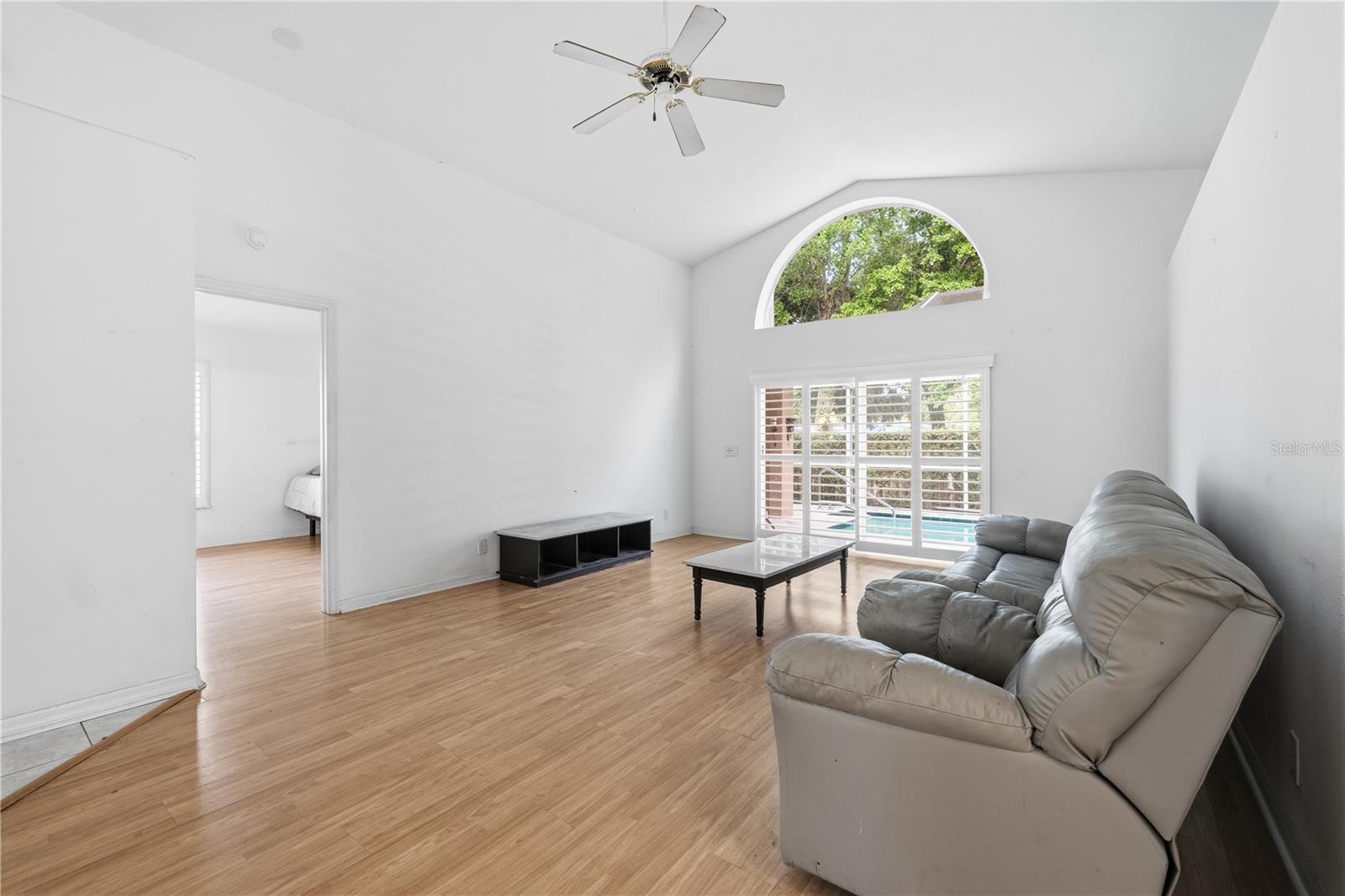 HIDDEN OAKS PLACE - Residential