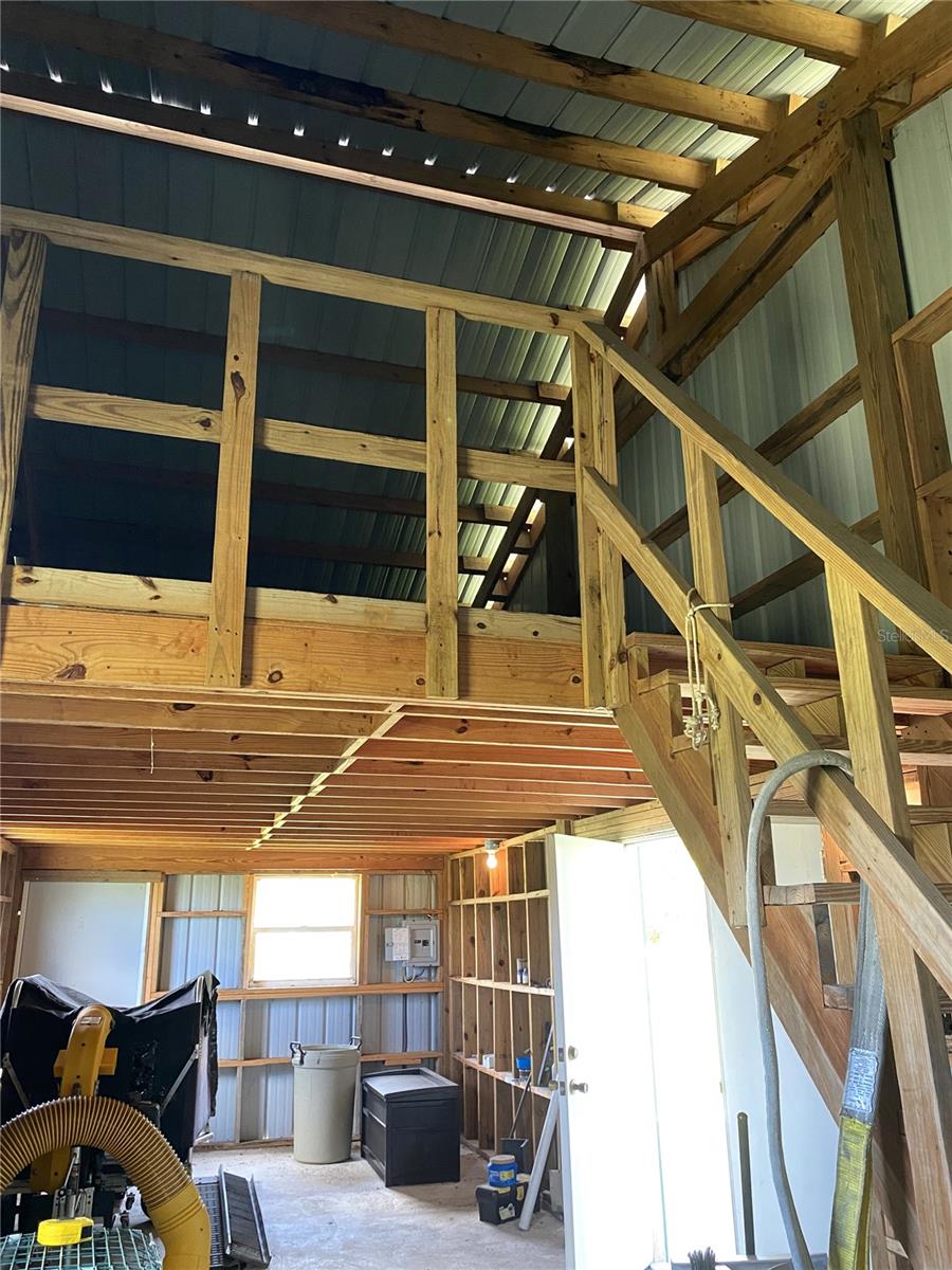 ACREAGE & UNREC - Residential