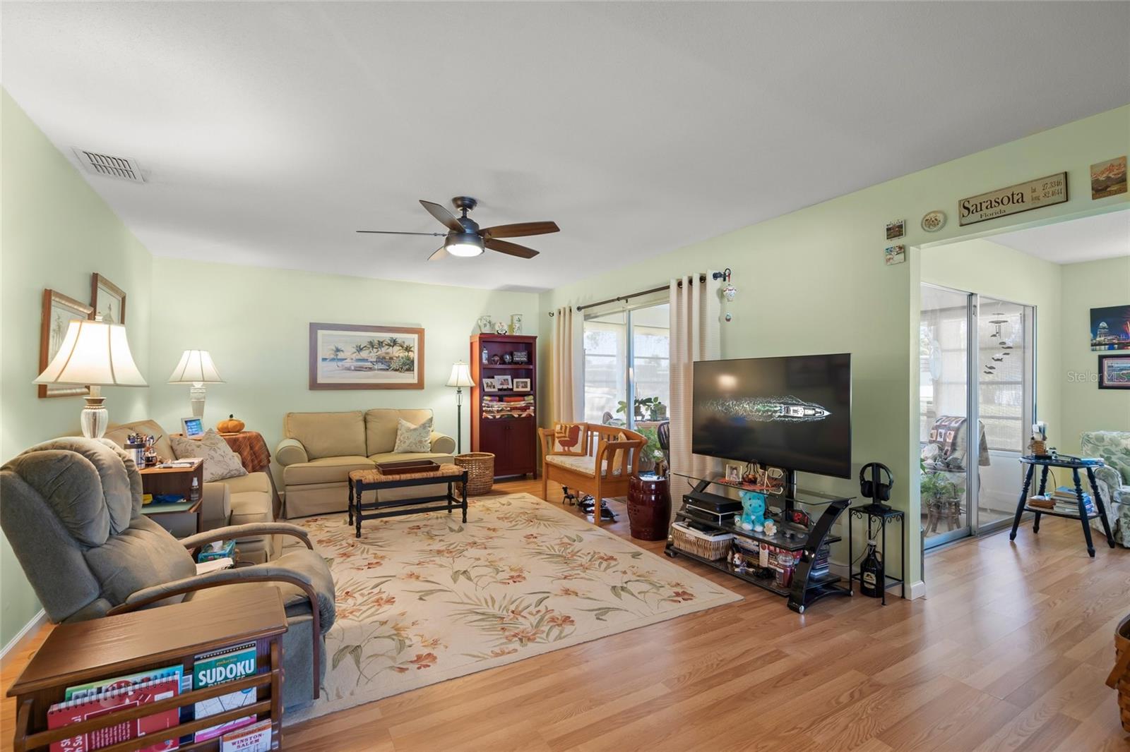 GLEN OAKS RIDGE VILLAS 2 - Residential