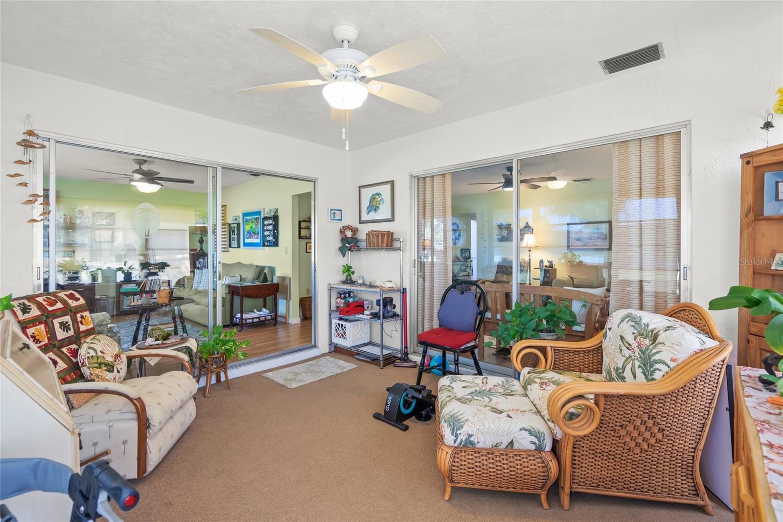 GLEN OAKS RIDGE VILLAS 2 - Residential