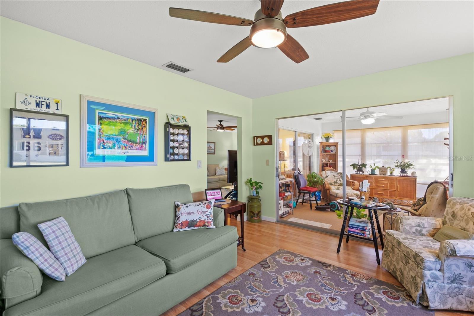 GLEN OAKS RIDGE VILLAS 2 - Residential