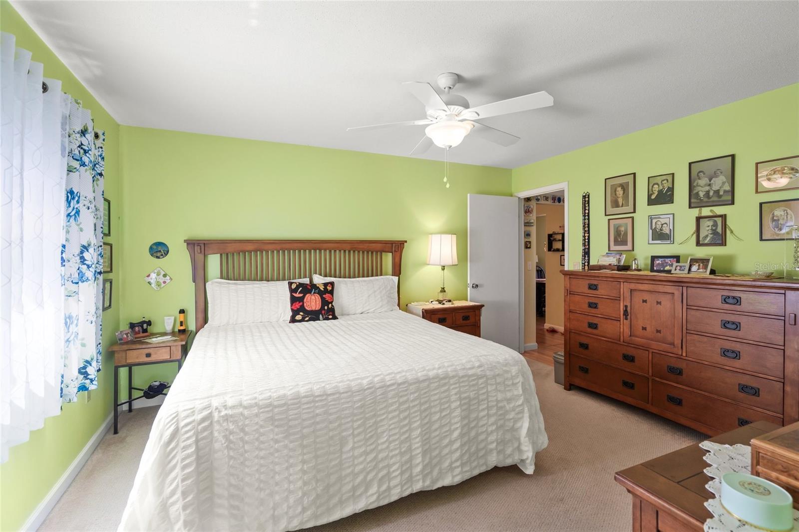 GLEN OAKS RIDGE VILLAS 2 - Residential