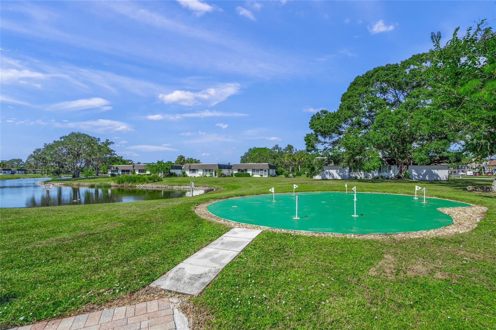 GLEN OAKS RIDGE VILLAS 2 - Residential
