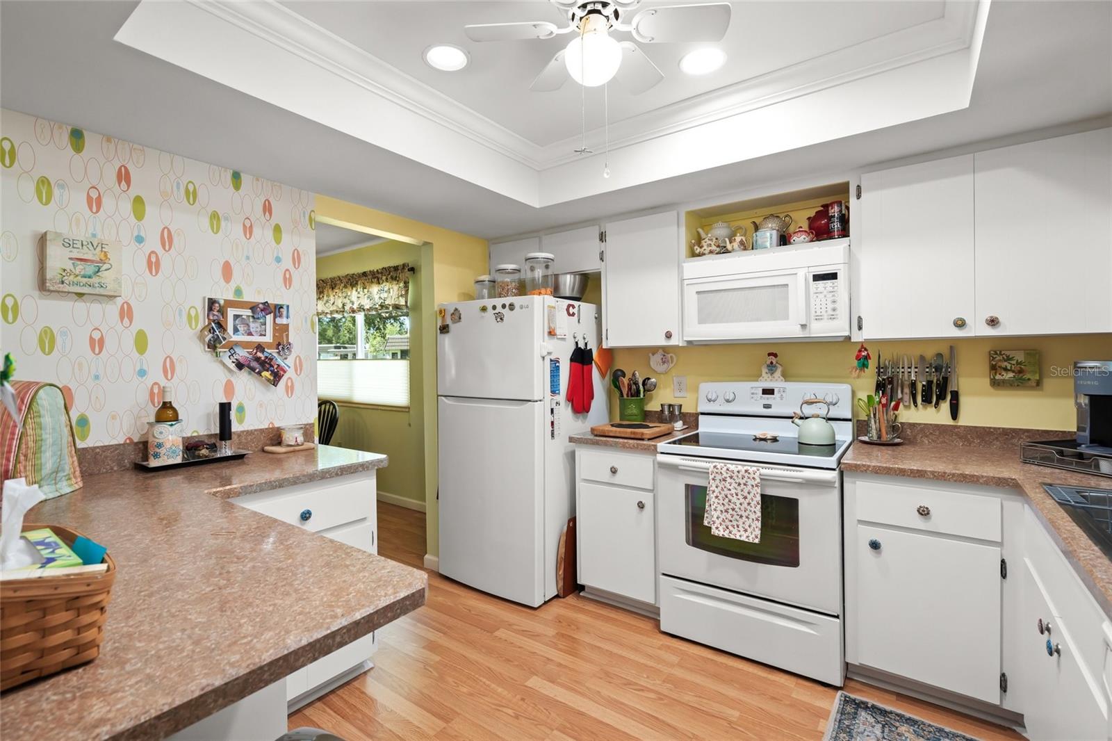 GLEN OAKS RIDGE VILLAS 2 - Residential