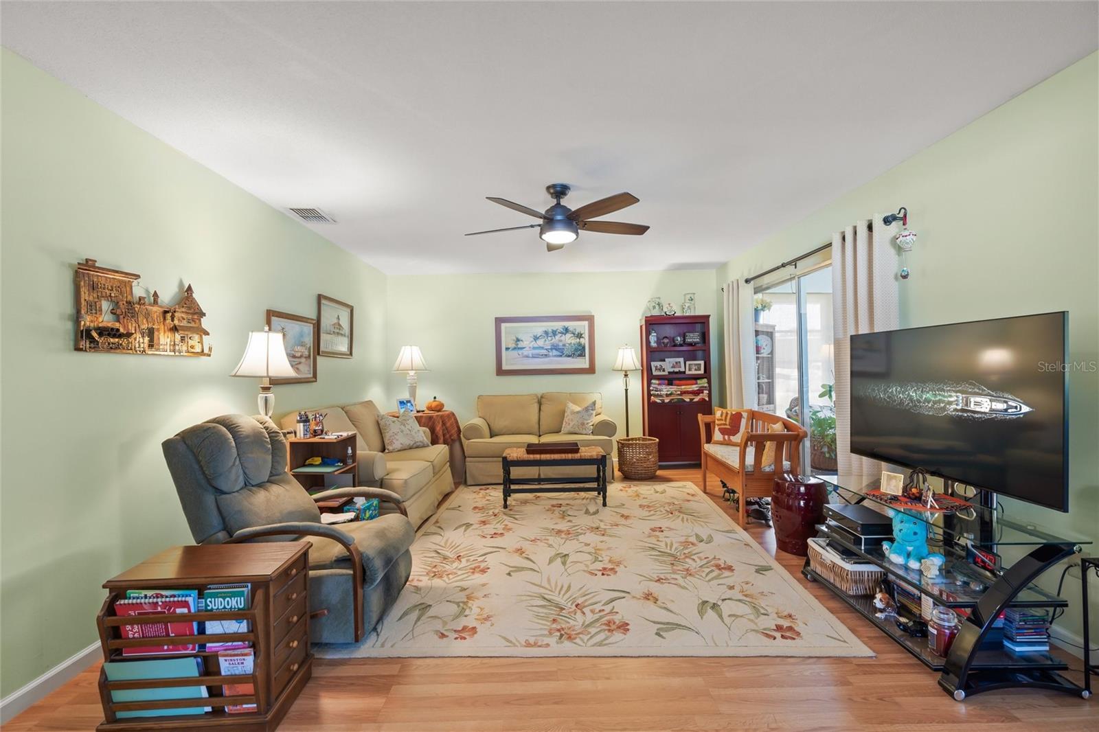 GLEN OAKS RIDGE VILLAS 2 - Residential