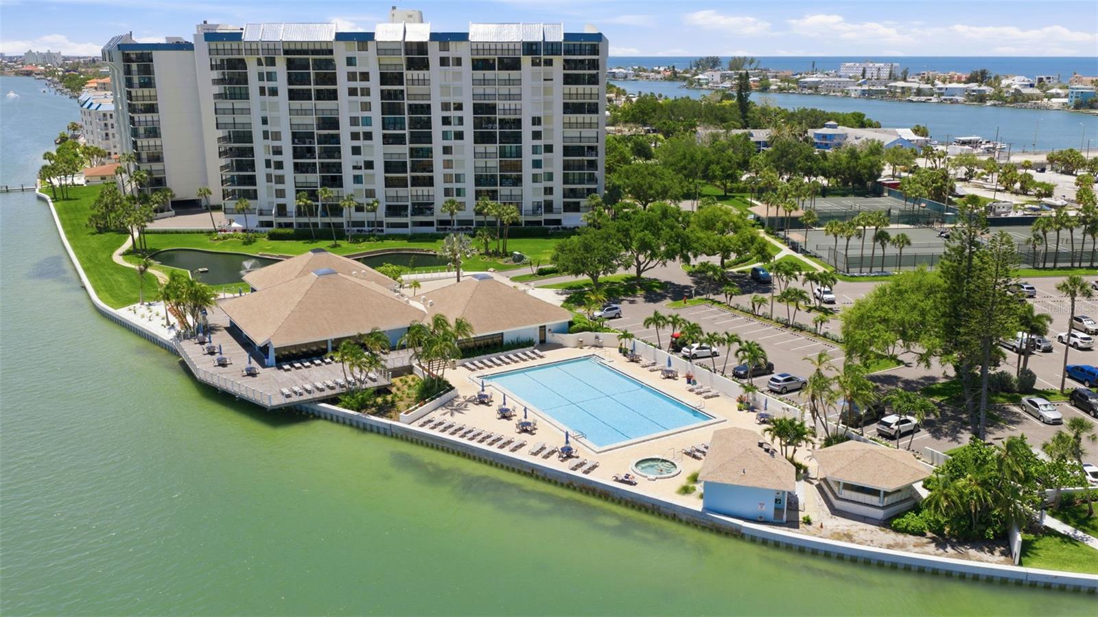 WEATHERLY THE CONDO - Residential