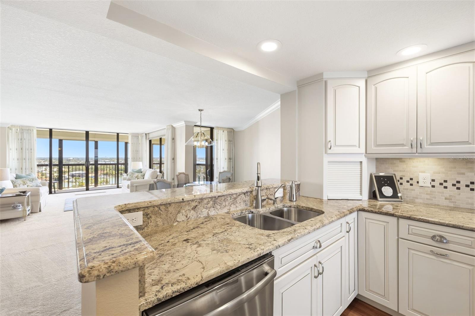 WEATHERLY THE CONDO - Residential