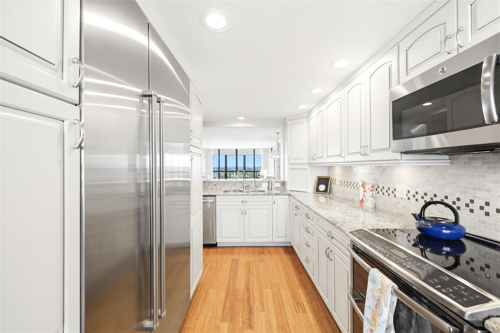 WEATHERLY THE CONDO - Residential