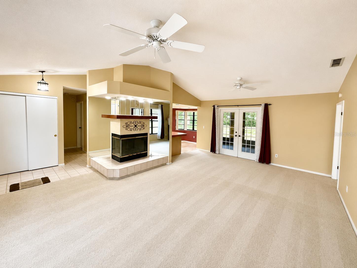 FOREST OAKS - Residential Lease