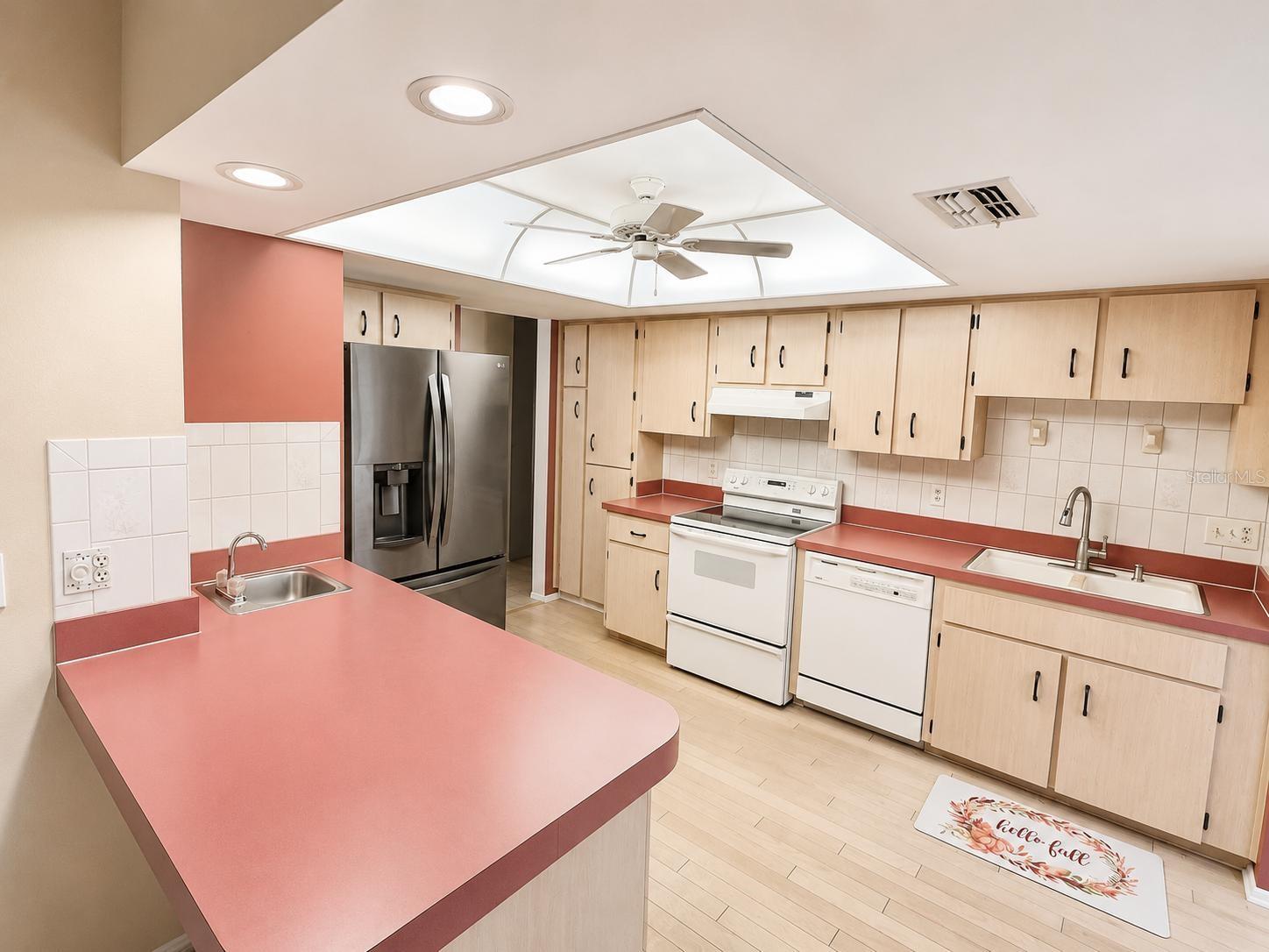 FOREST OAKS - Residential Lease