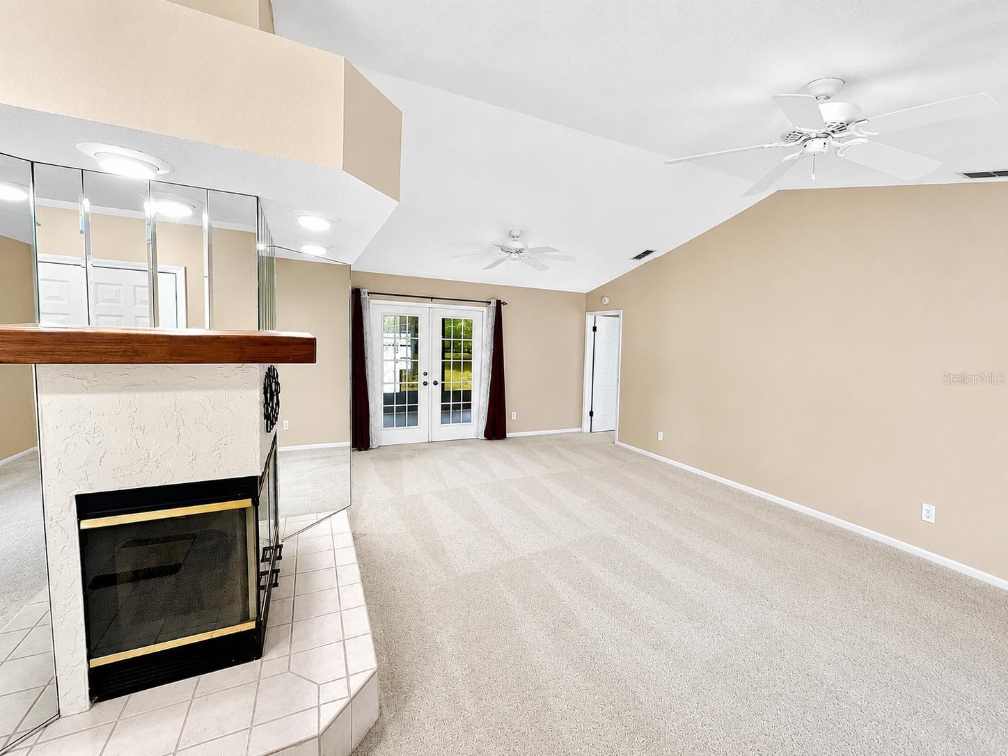 FOREST OAKS - Residential Lease