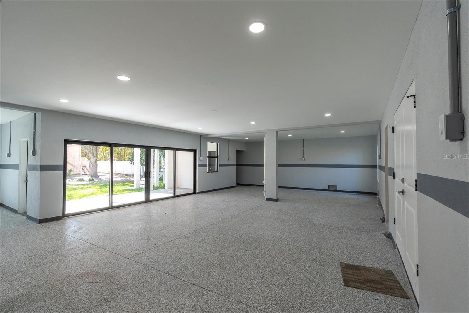 SKIMMER POINT PH III - Residential