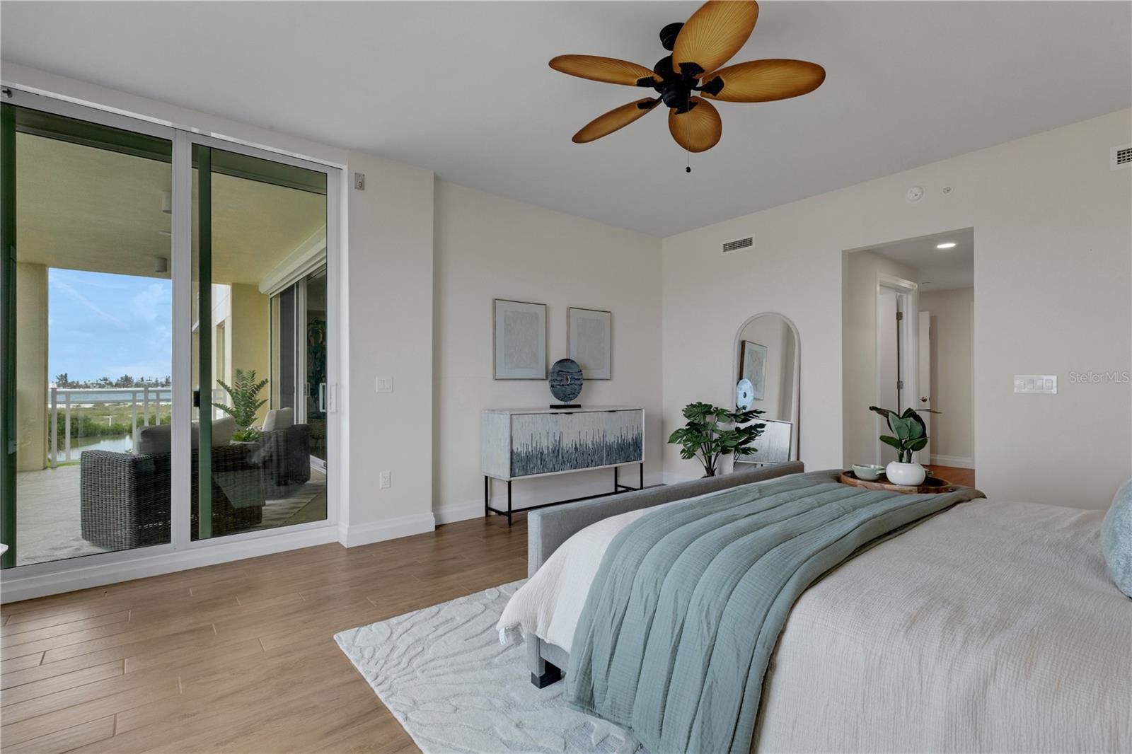 SUNSET POINTE AT COLLANY KEY III CONDO - Residential