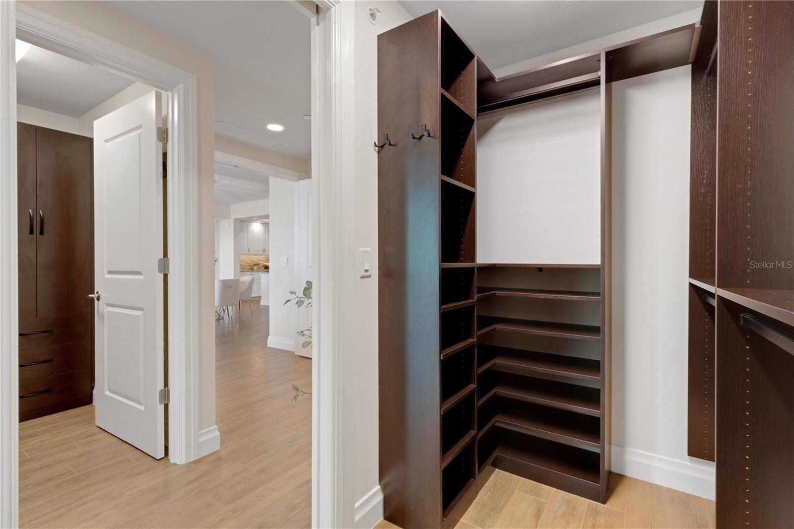 SUNSET POINTE AT COLLANY KEY III CONDO - Residential