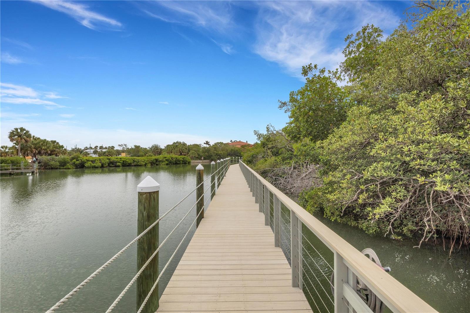 SUNSET POINTE AT COLLANY KEY III CONDO - Residential