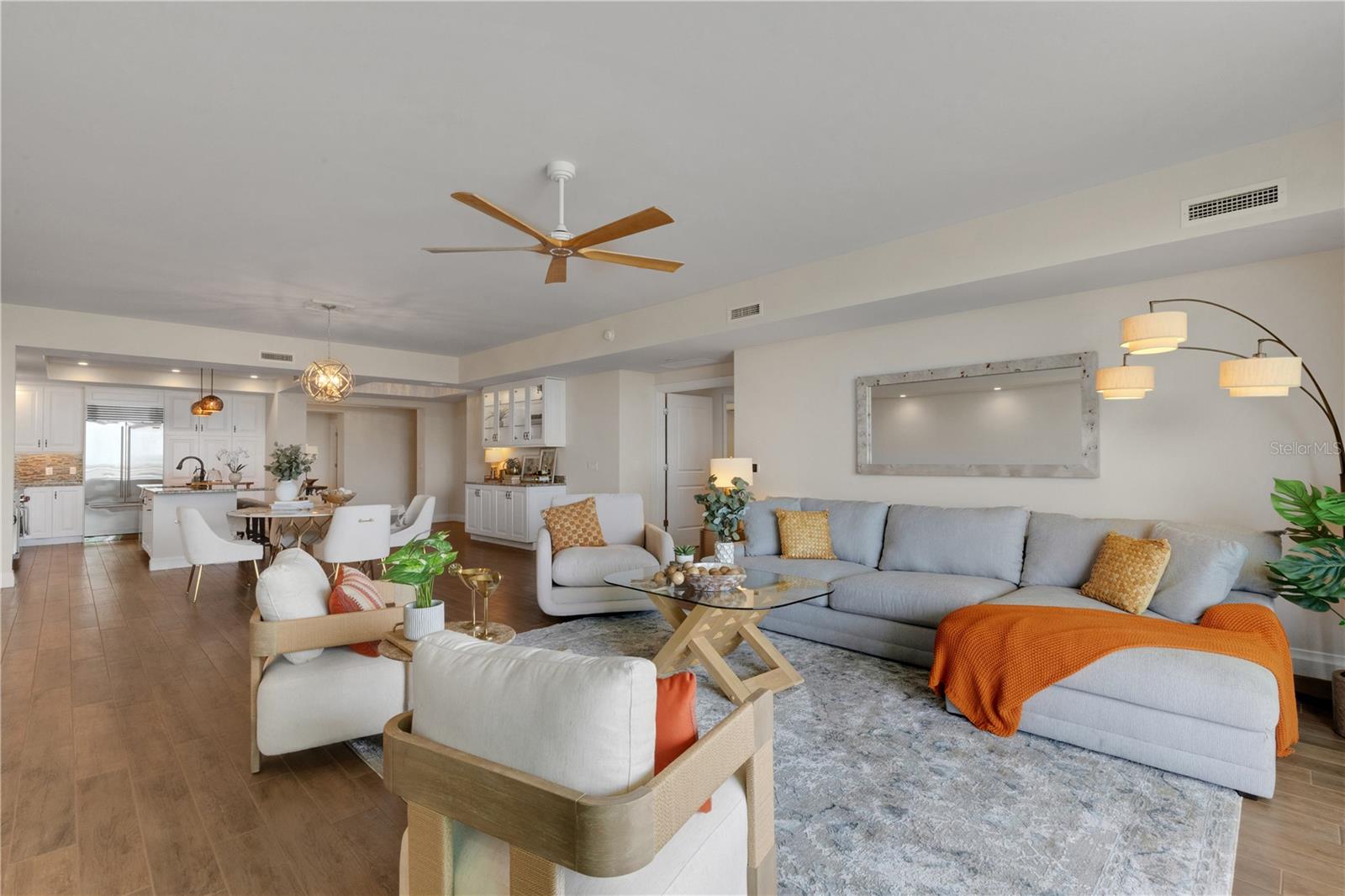SUNSET POINTE AT COLLANY KEY III CONDO - Residential
