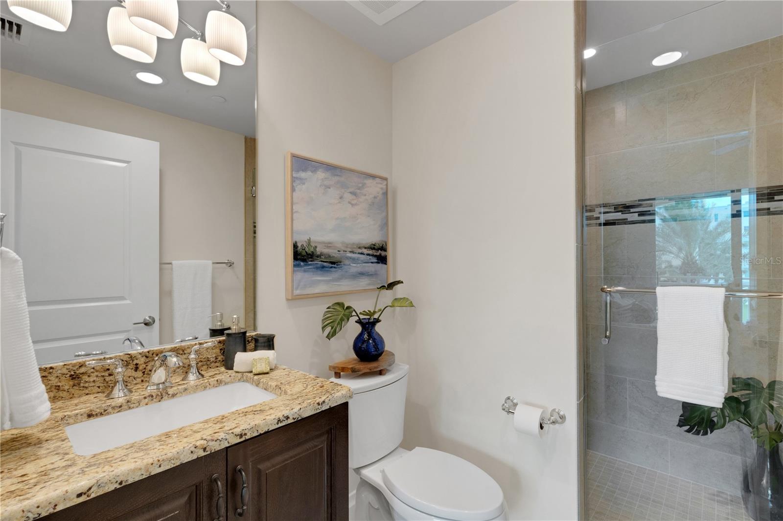 SUNSET POINTE AT COLLANY KEY III CONDO - Residential