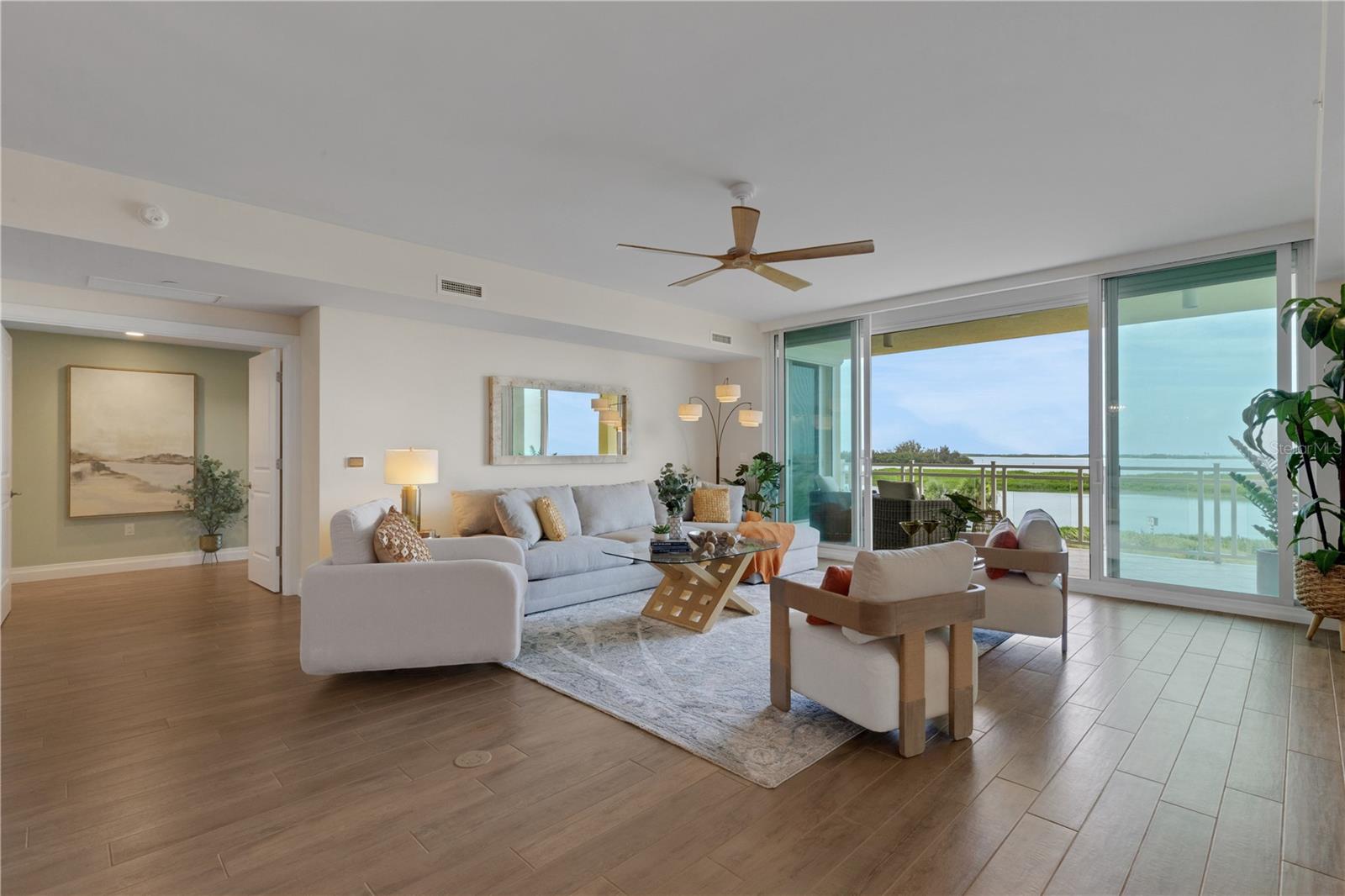 SUNSET POINTE AT COLLANY KEY III CONDO - Residential
