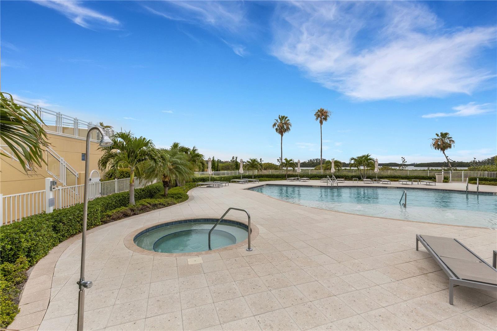 SUNSET POINTE AT COLLANY KEY III CONDO - Residential