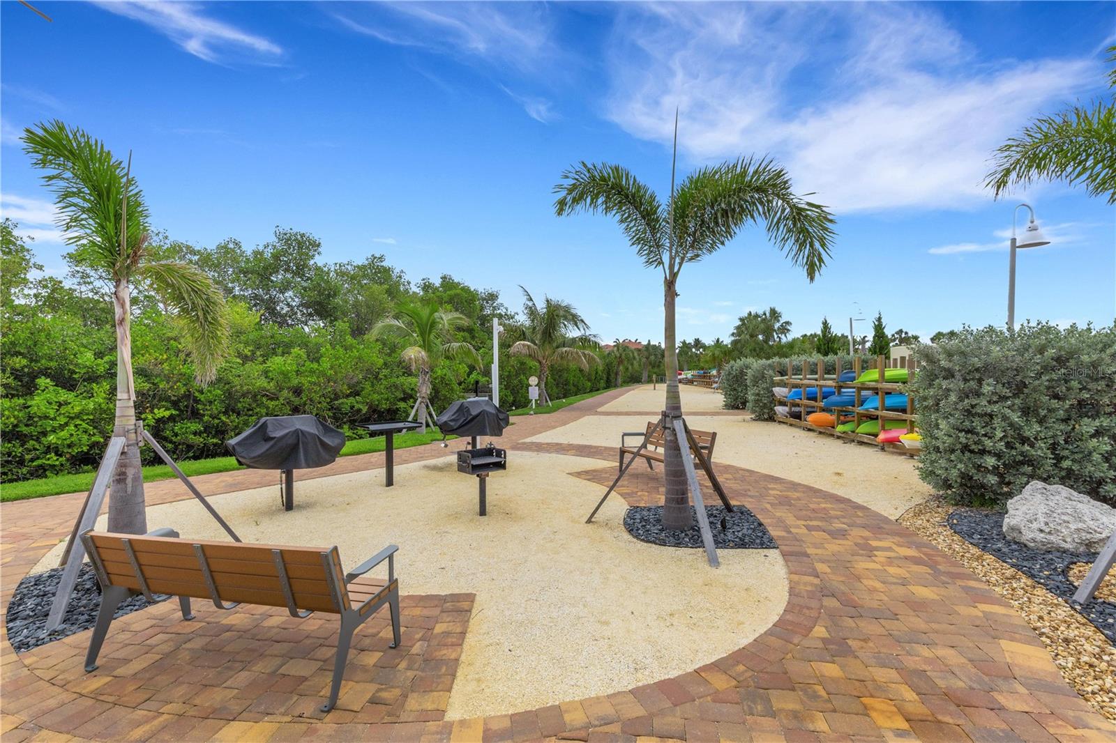 SUNSET POINTE AT COLLANY KEY III CONDO - Residential