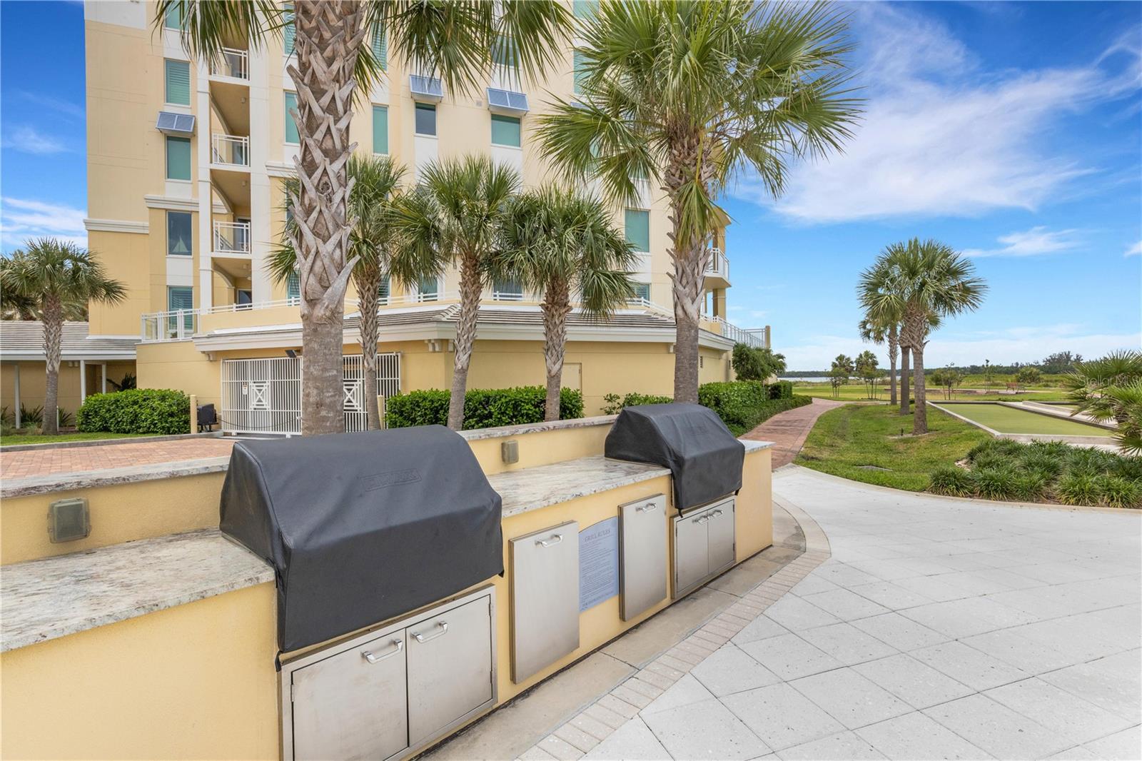 SUNSET POINTE AT COLLANY KEY III CONDO - Residential