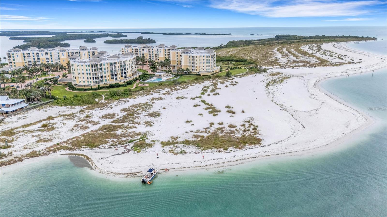 SUNSET POINTE AT COLLANY KEY III CONDO - Residential
