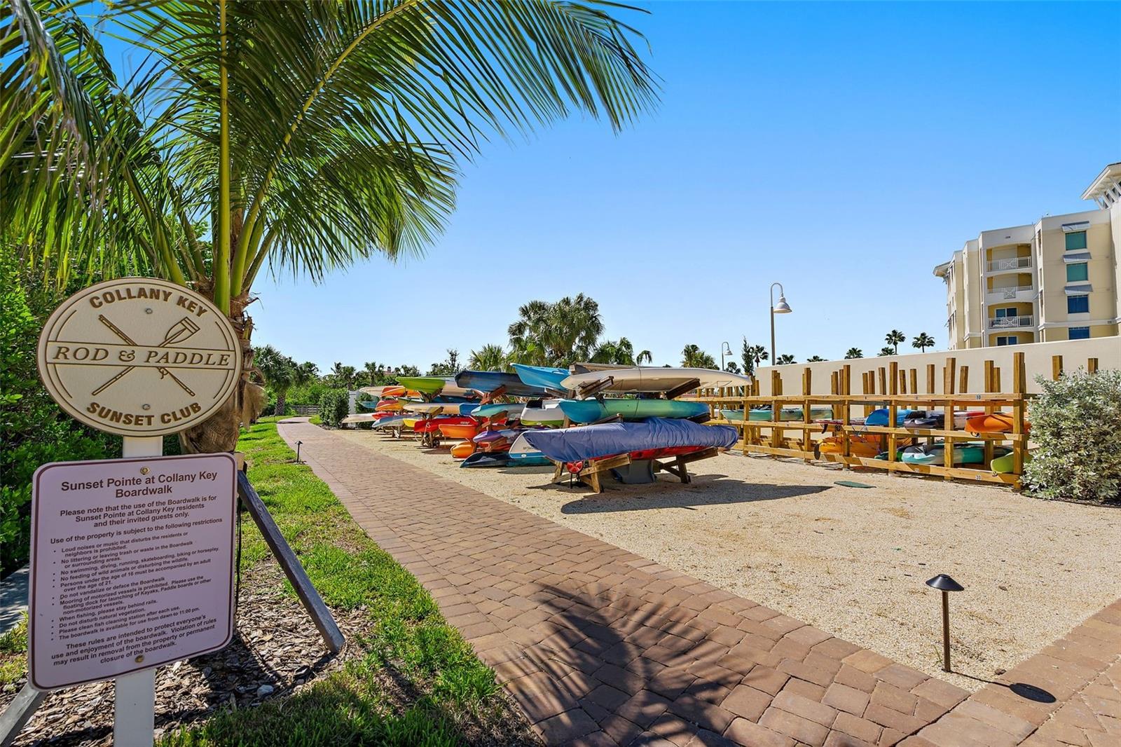 SUNSET POINTE AT COLLANY KEY III CONDO - Residential