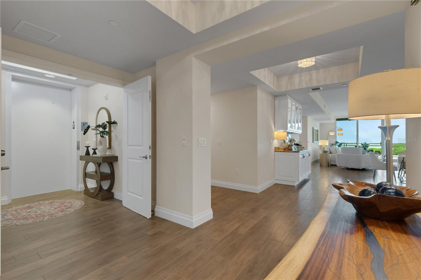 SUNSET POINTE AT COLLANY KEY III CONDO - Residential
