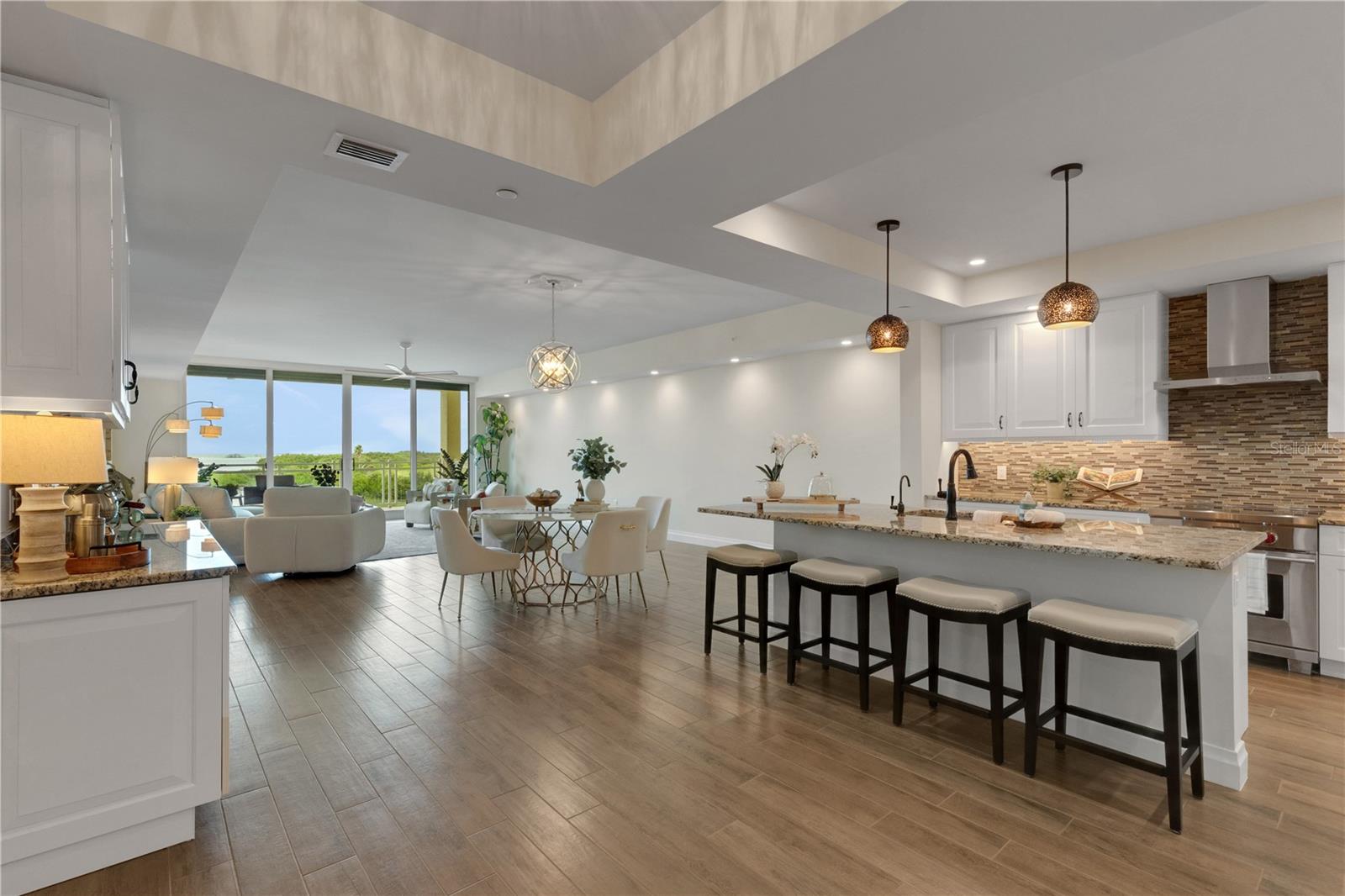 SUNSET POINTE AT COLLANY KEY III CONDO - Residential