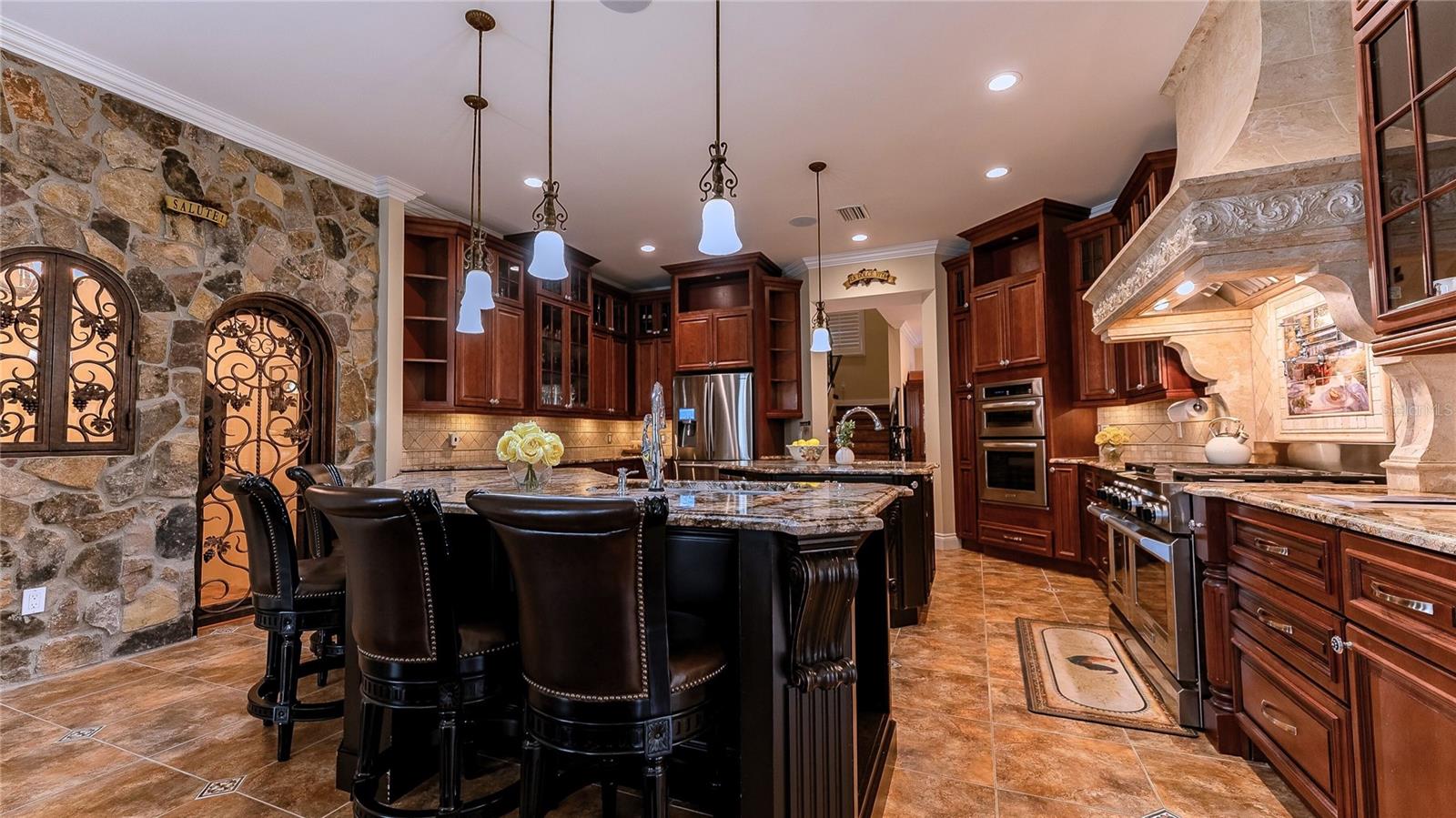 BELLEAIR BEACH YACHT CLUB ESTATES - Residential