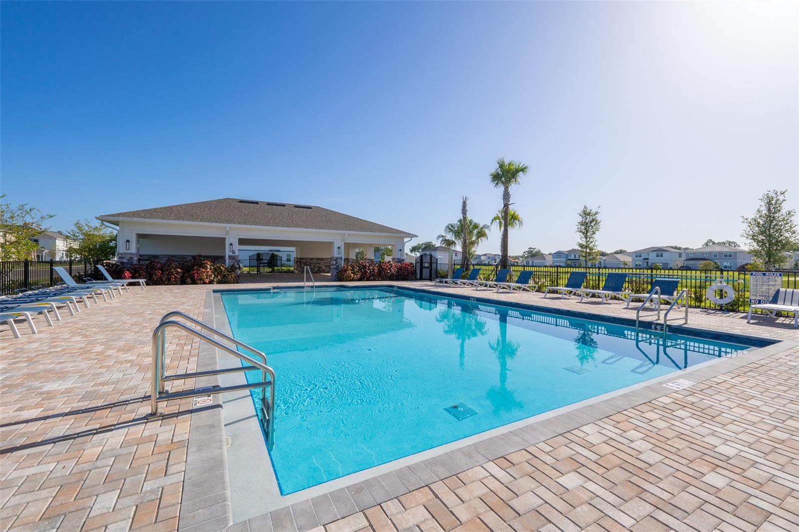 SUNRISE ESTATES - Residential