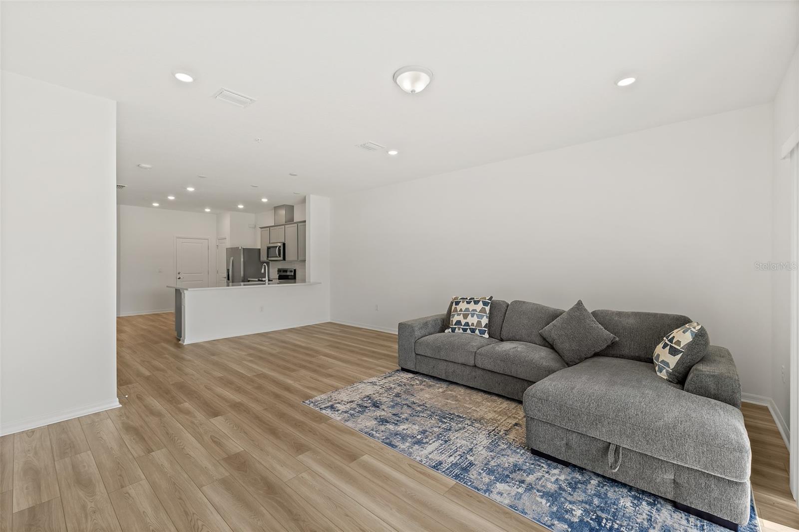 SUNRISE ESTATES - Residential