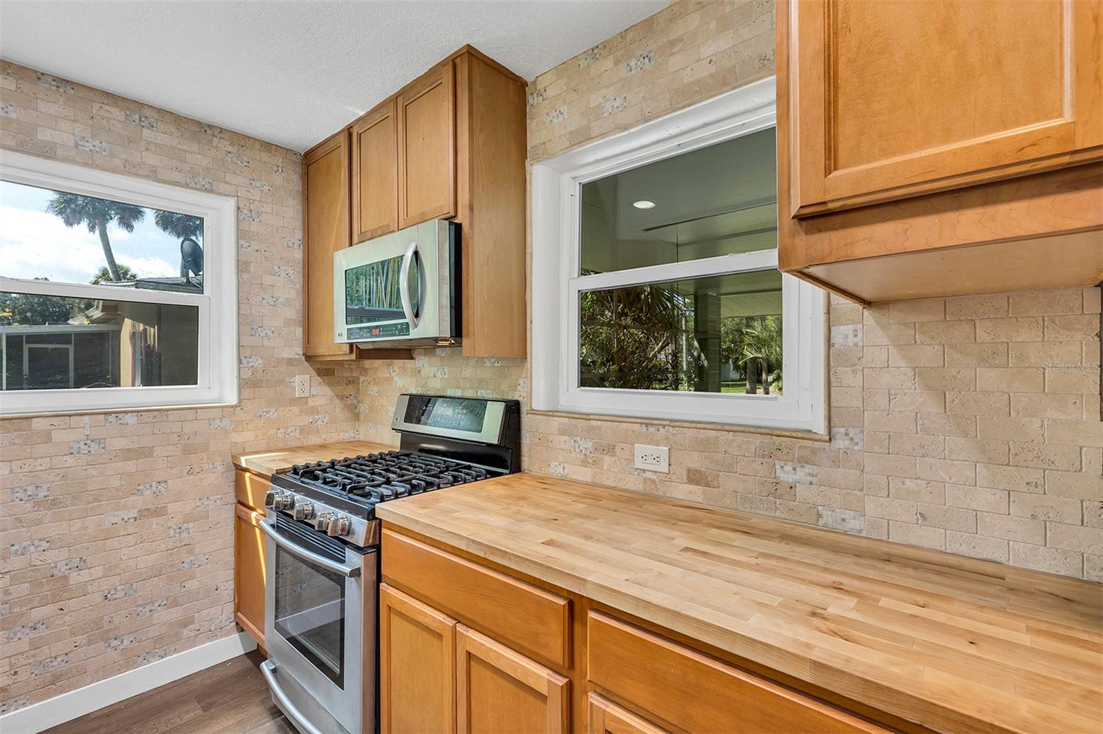 ELLISON ACRES 03 - Residential