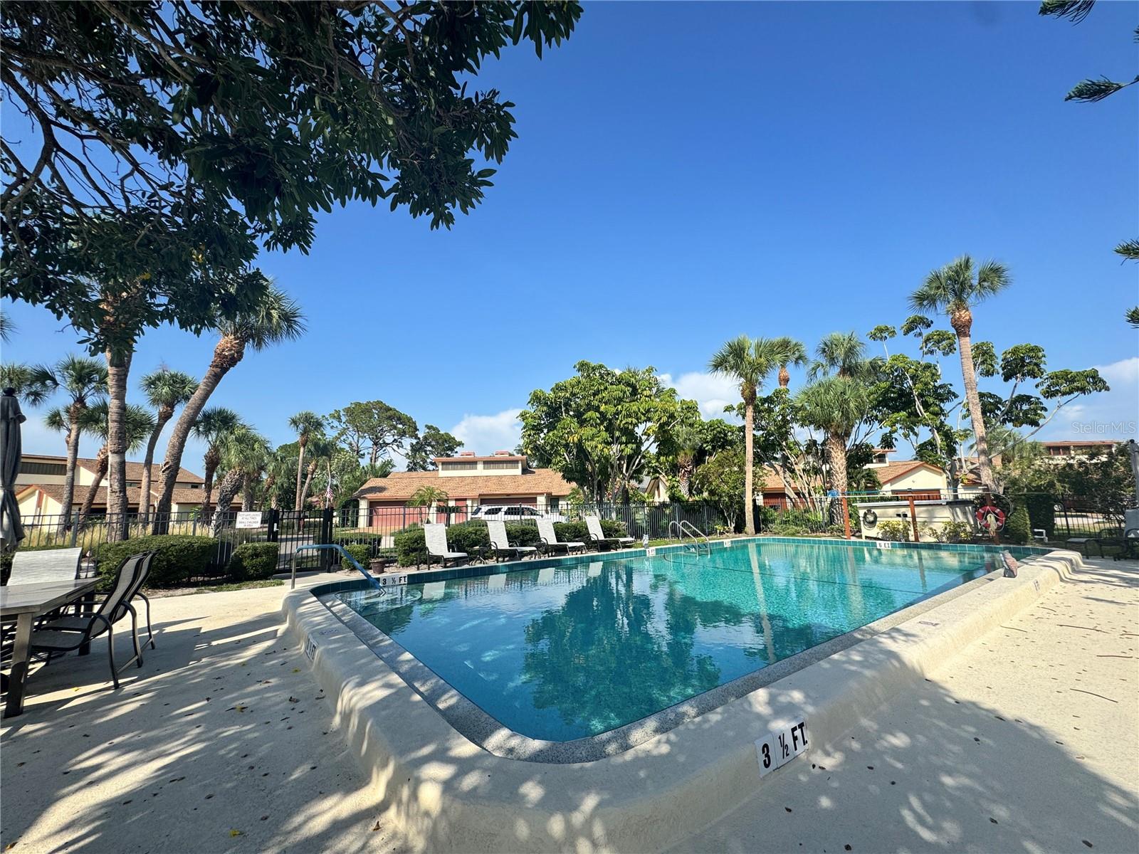 RACQUET CLUB VILLAS AMD - Residential