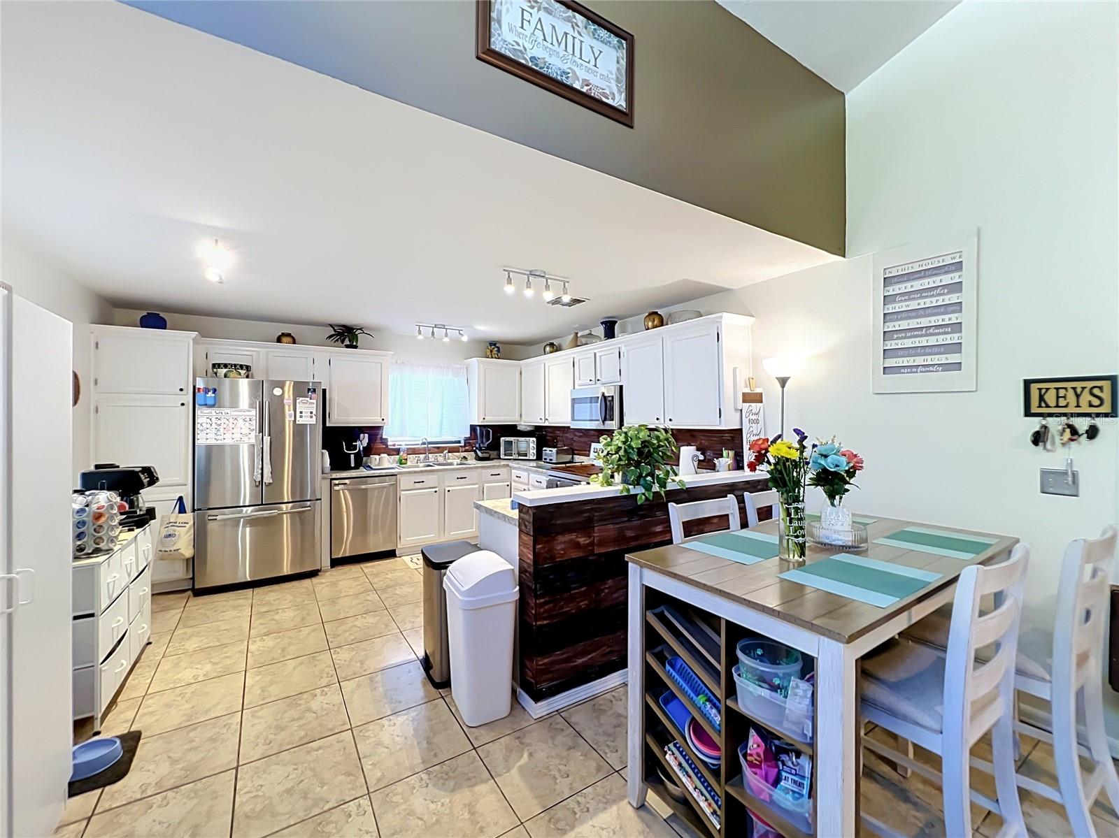 WEDGEFIELD / CAPE ORLANDO ESTATES - Residential