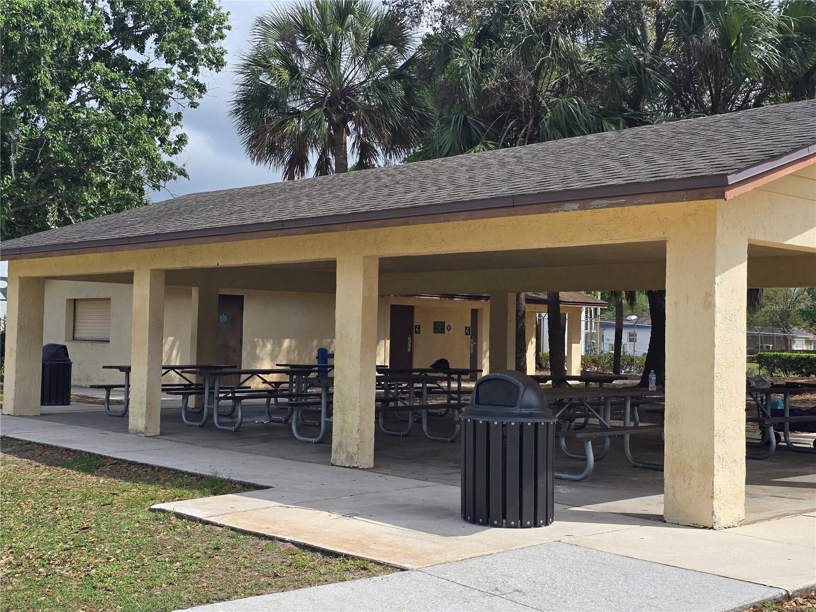 WEDGEFIELD / CAPE ORLANDO ESTATES - Residential