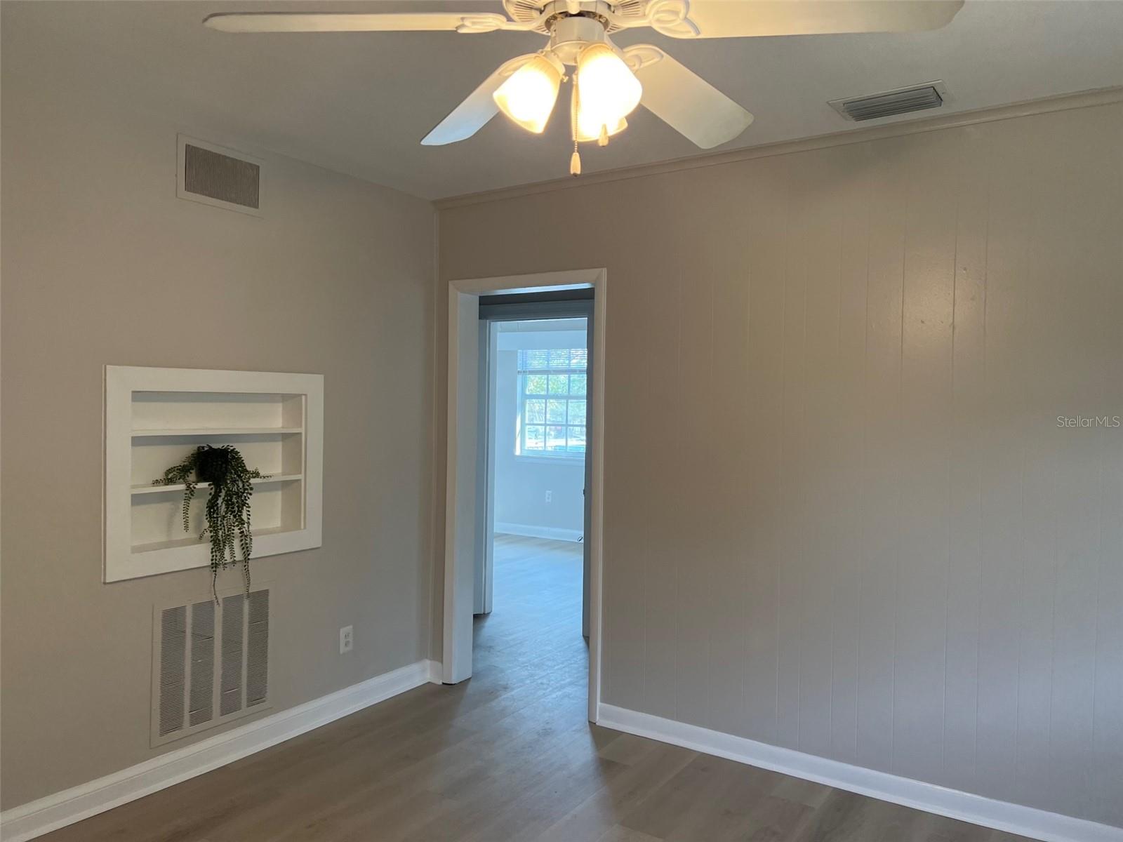 DAVIS ISLANDS PB10 PG52 TO 57 - Residential Lease