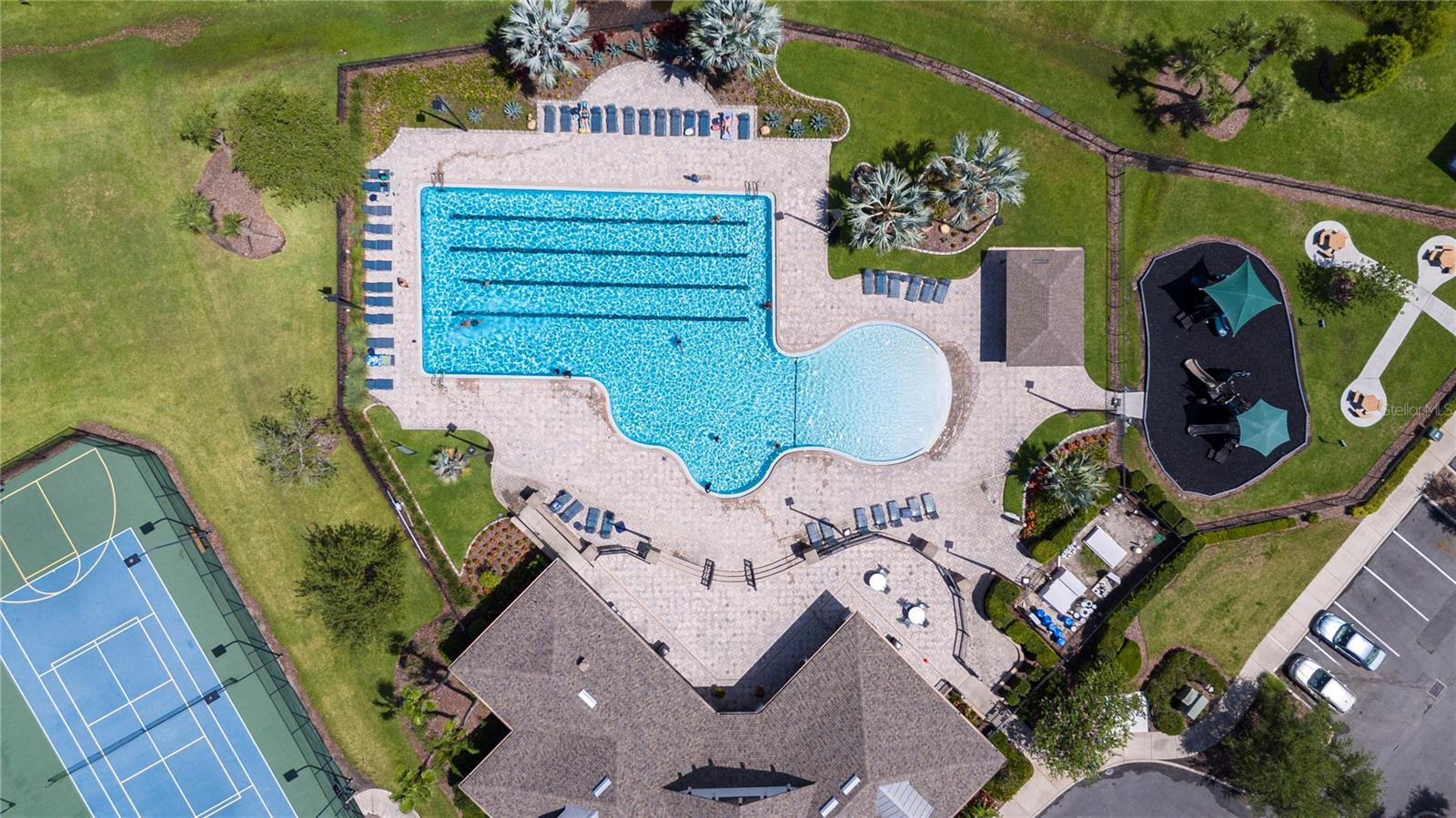 VILLAGES OF BRIDGEWATER - Residential Lease