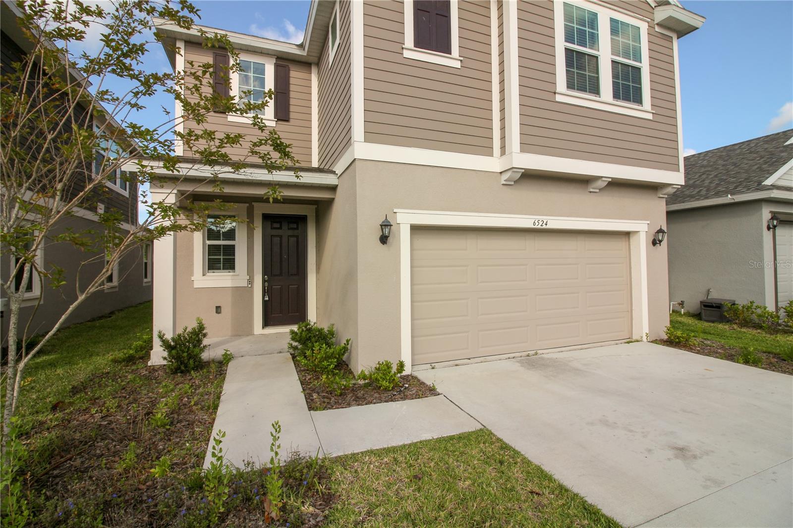 VILLAGES OF BRIDGEWATER - Residential Lease
