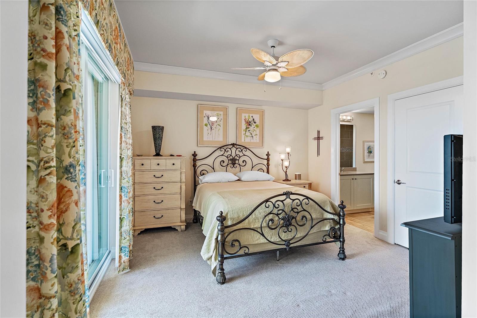SUNSET POINTE AT COLLANY KEY CONDO - Residential