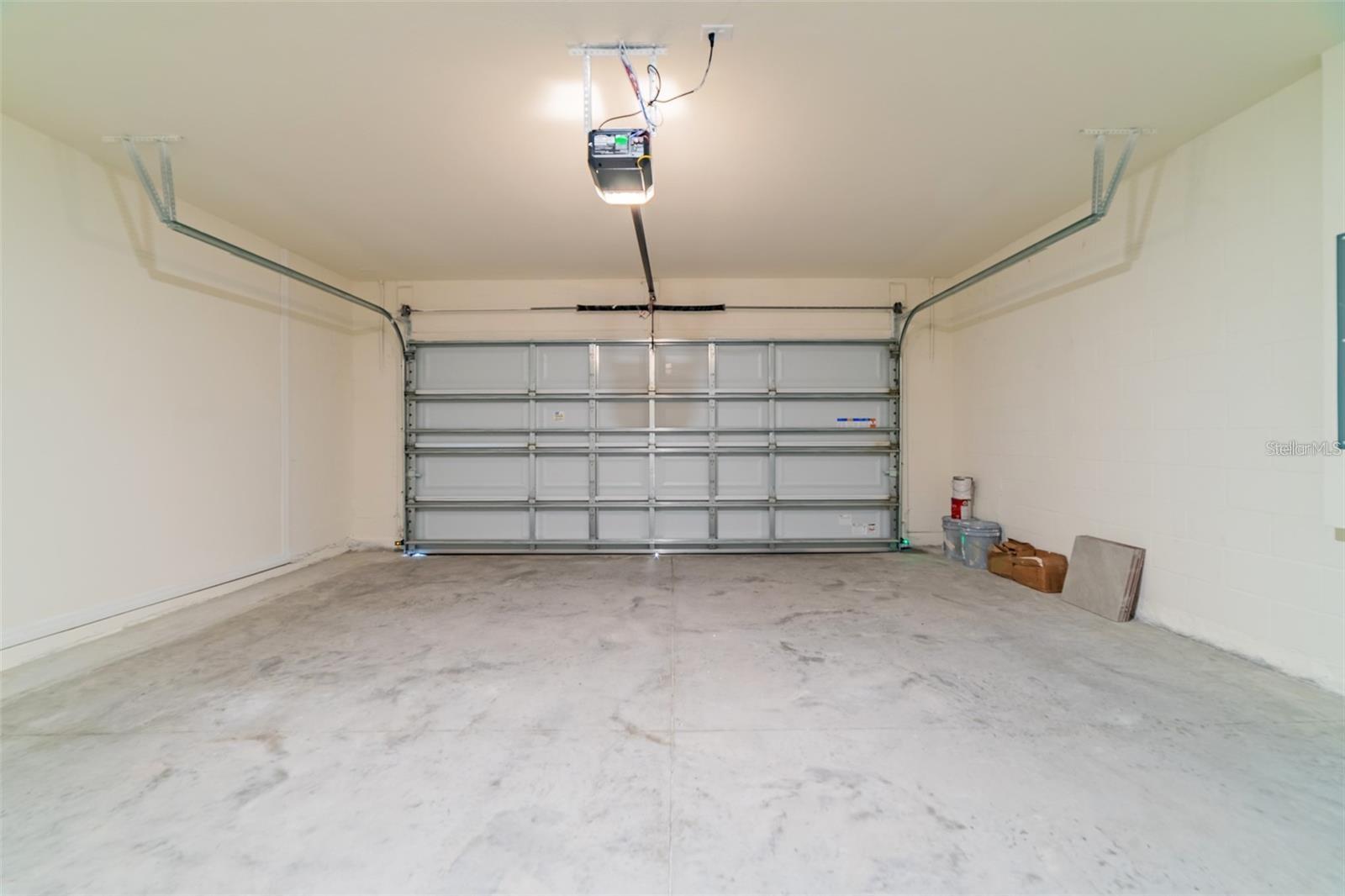 EPPERSON RANCH NORTH PH 5 POD - Residential Lease